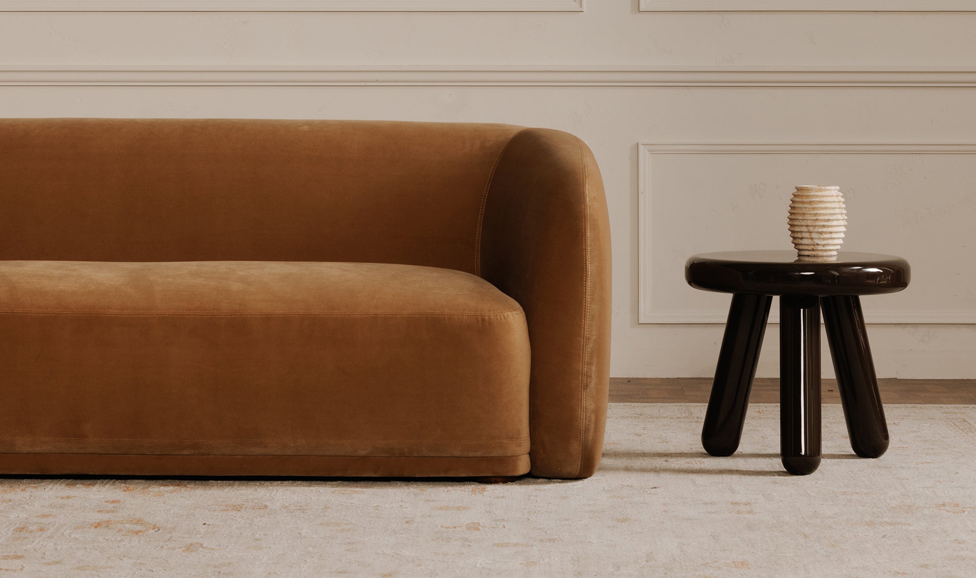 Faye Sofa