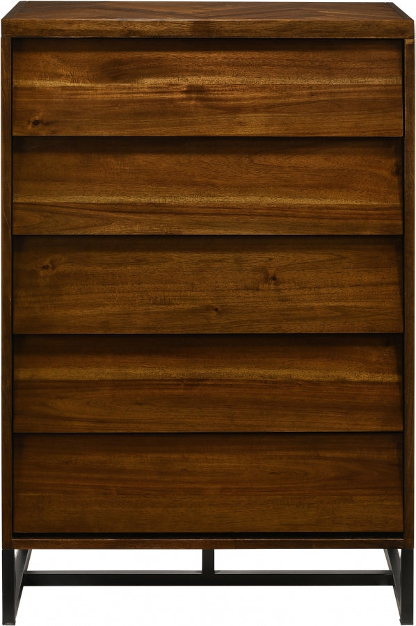 Coffre en bois de roseau