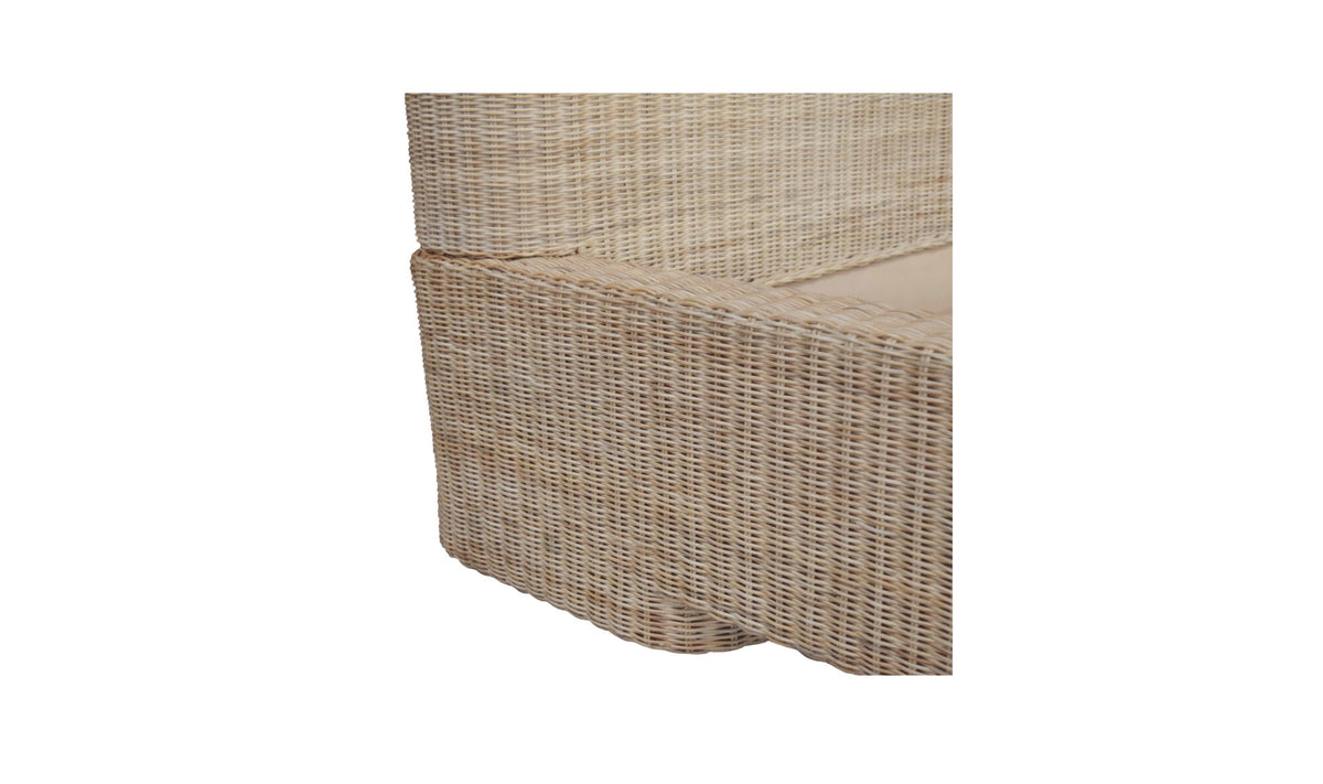 Claudia Bed