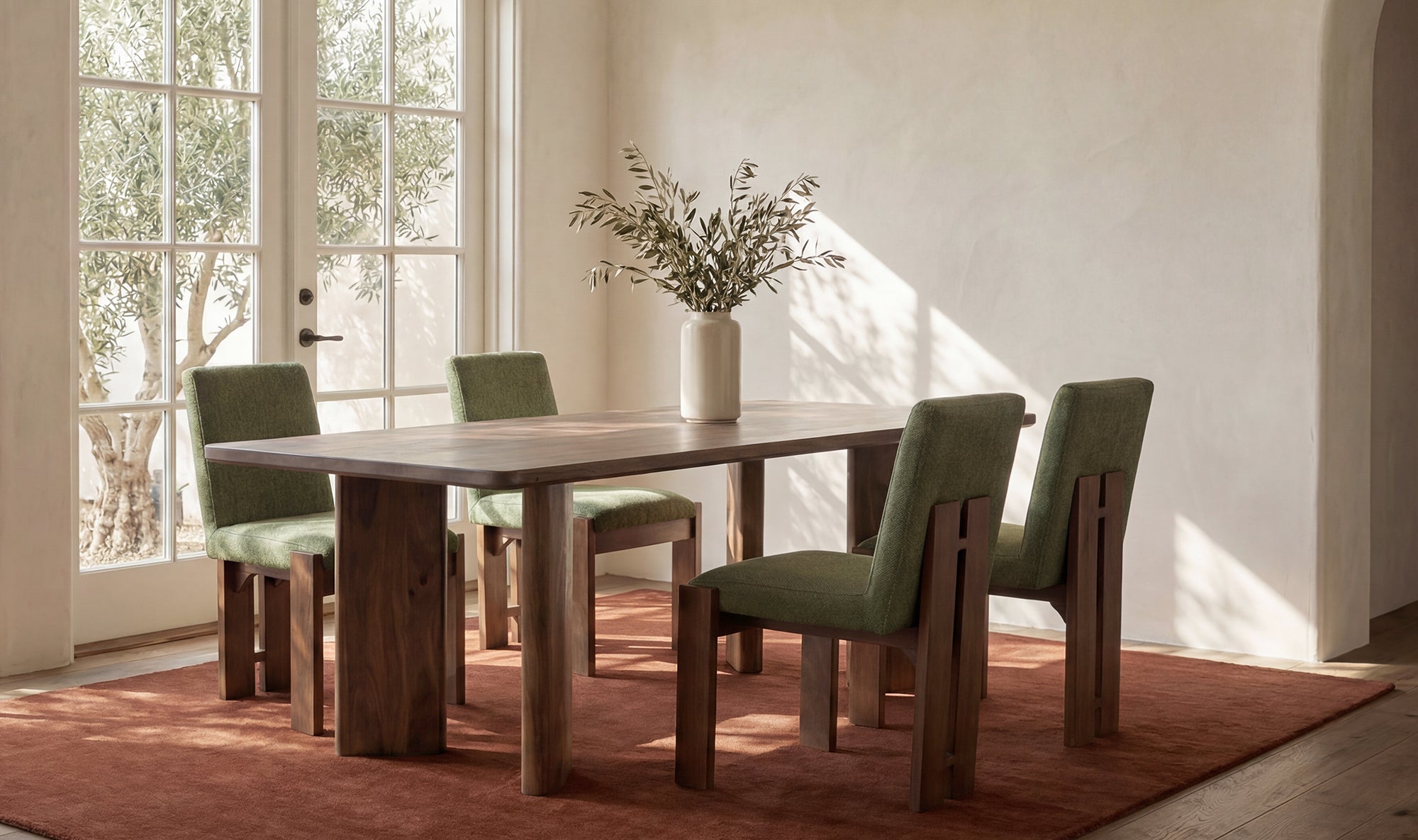Lia Round Dining Table