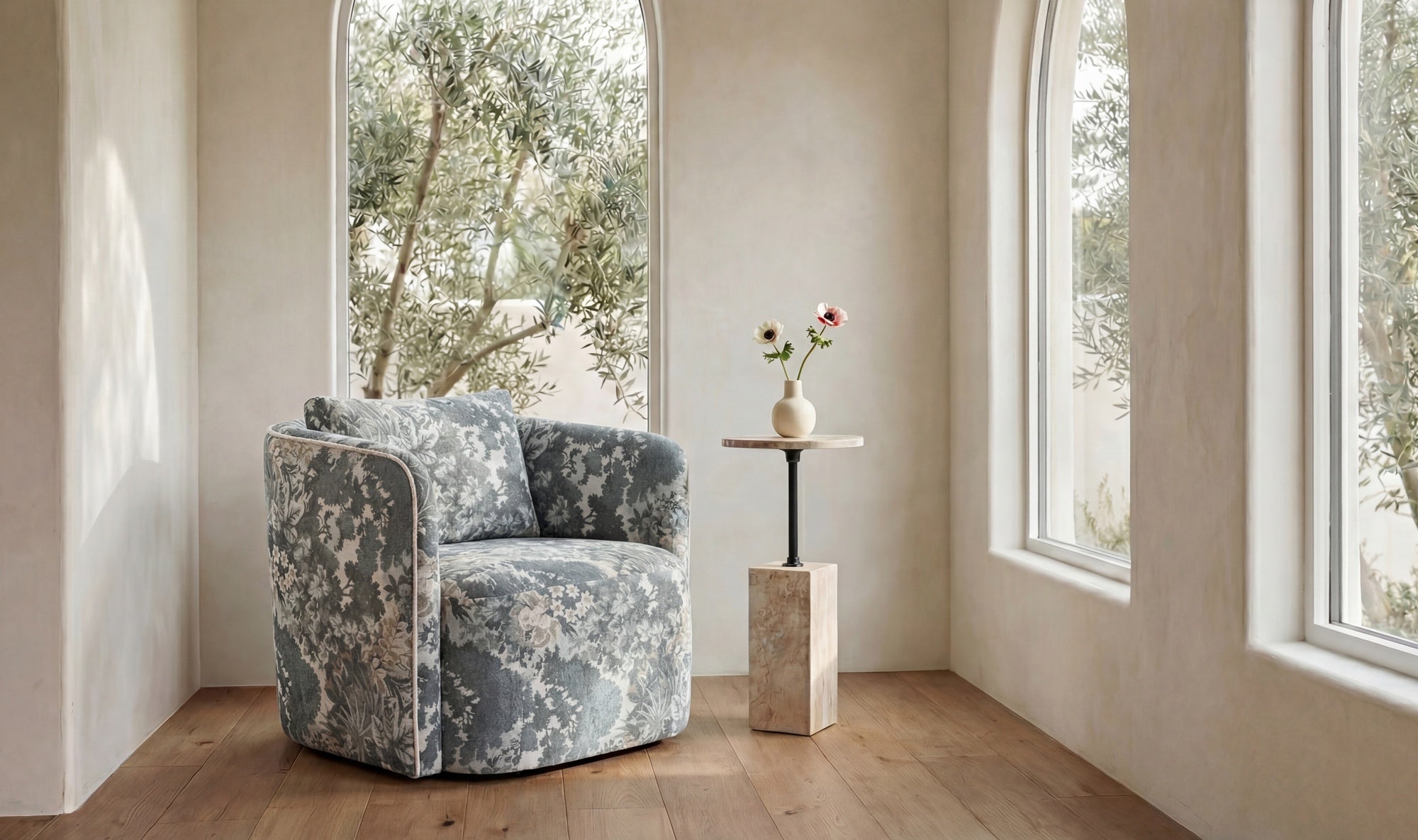 Caro Side Table