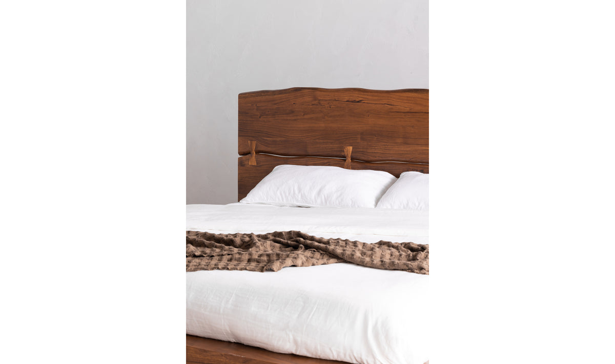 Madagascar Bed