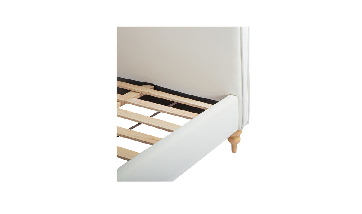 Jacqueline Bed