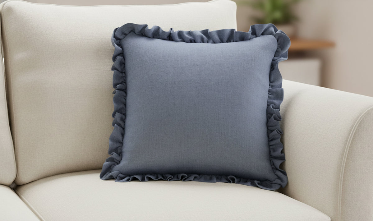 Betty 25 in Cushion