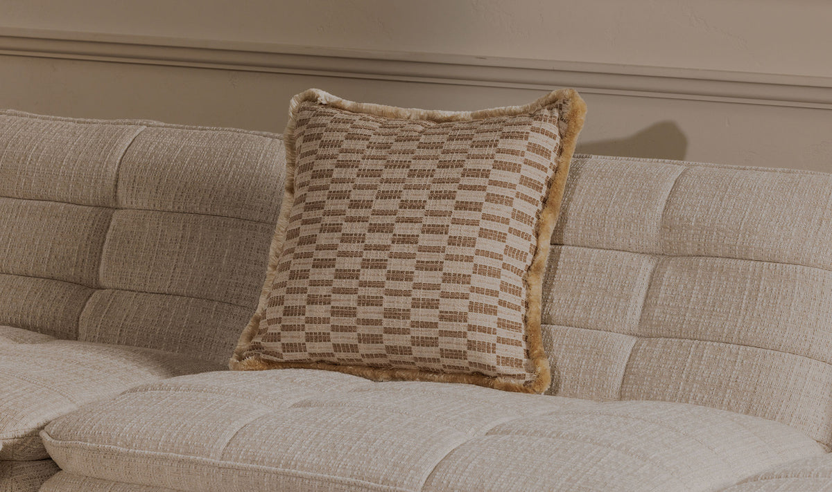 Leone Cushion