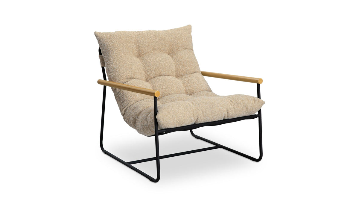 Capri Outdoor Lounge Chair