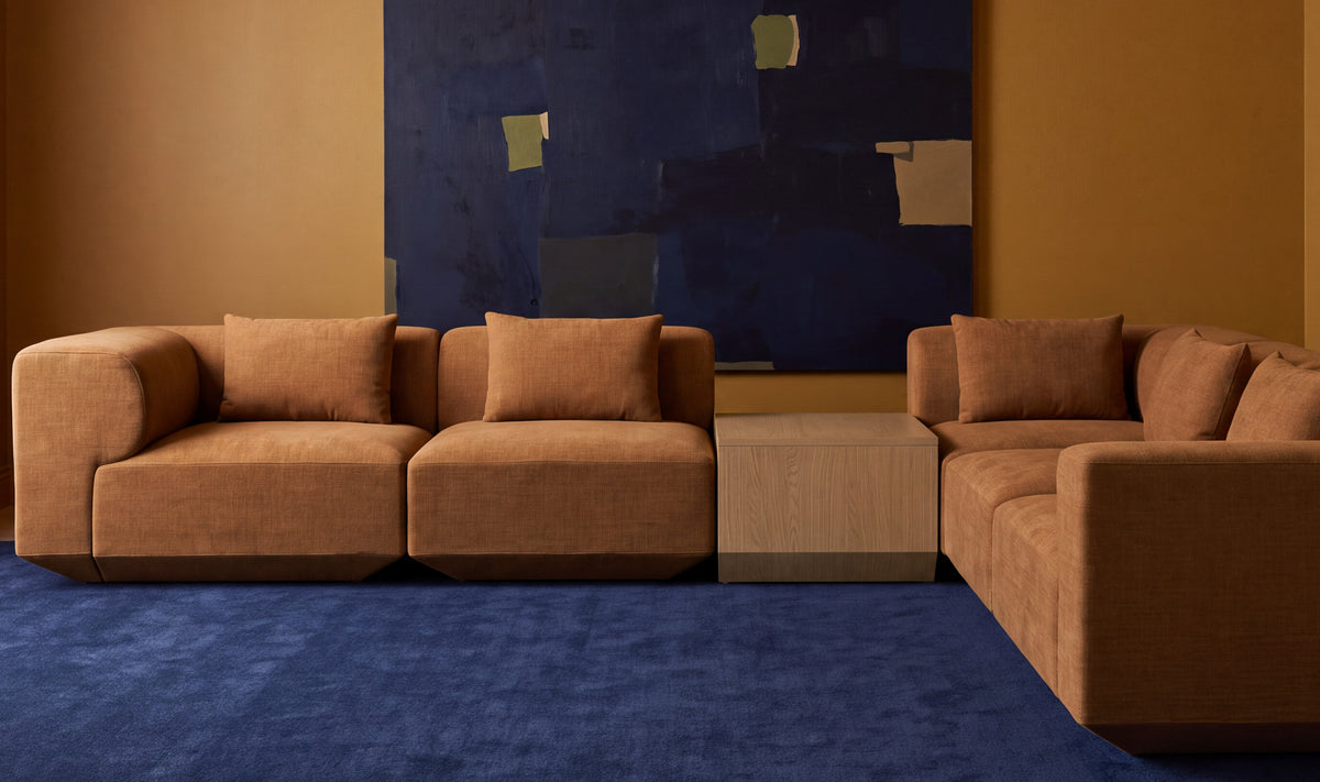 Goodwin Classic L Modular Sectional with Side Table