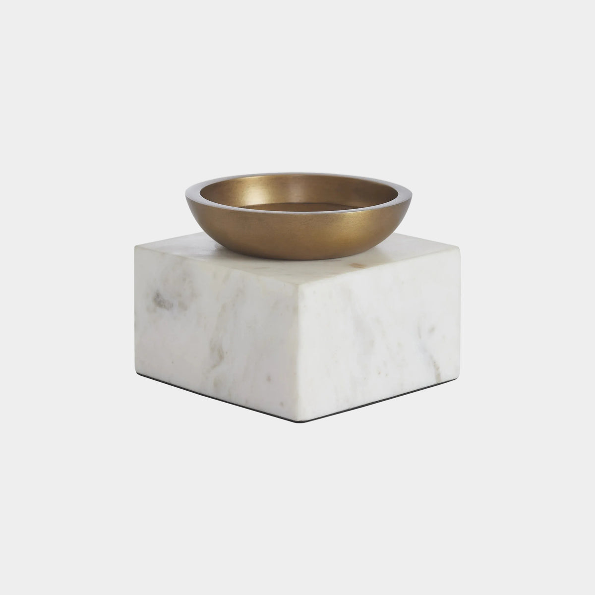 Eleanora Candle Holder