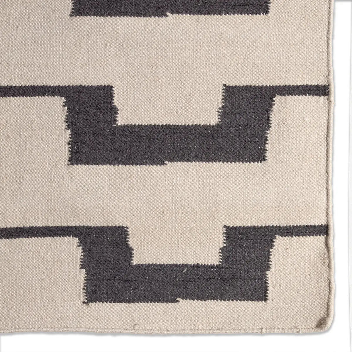 Canyon Rug