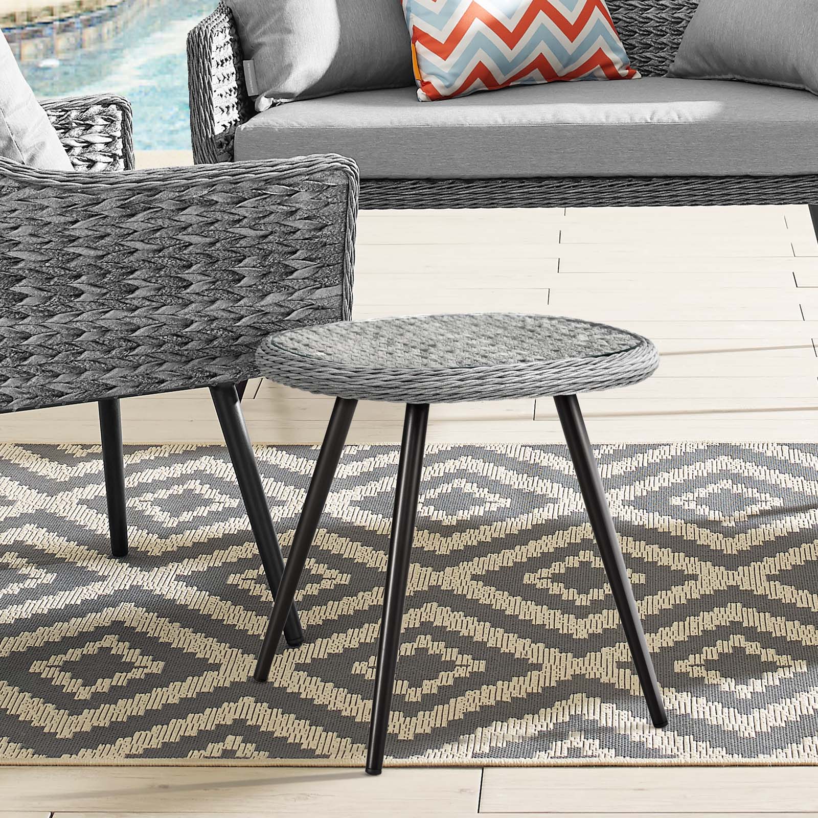 Table d'appoint en rotin et osier pour patio d'extérieur Endeavor en gris