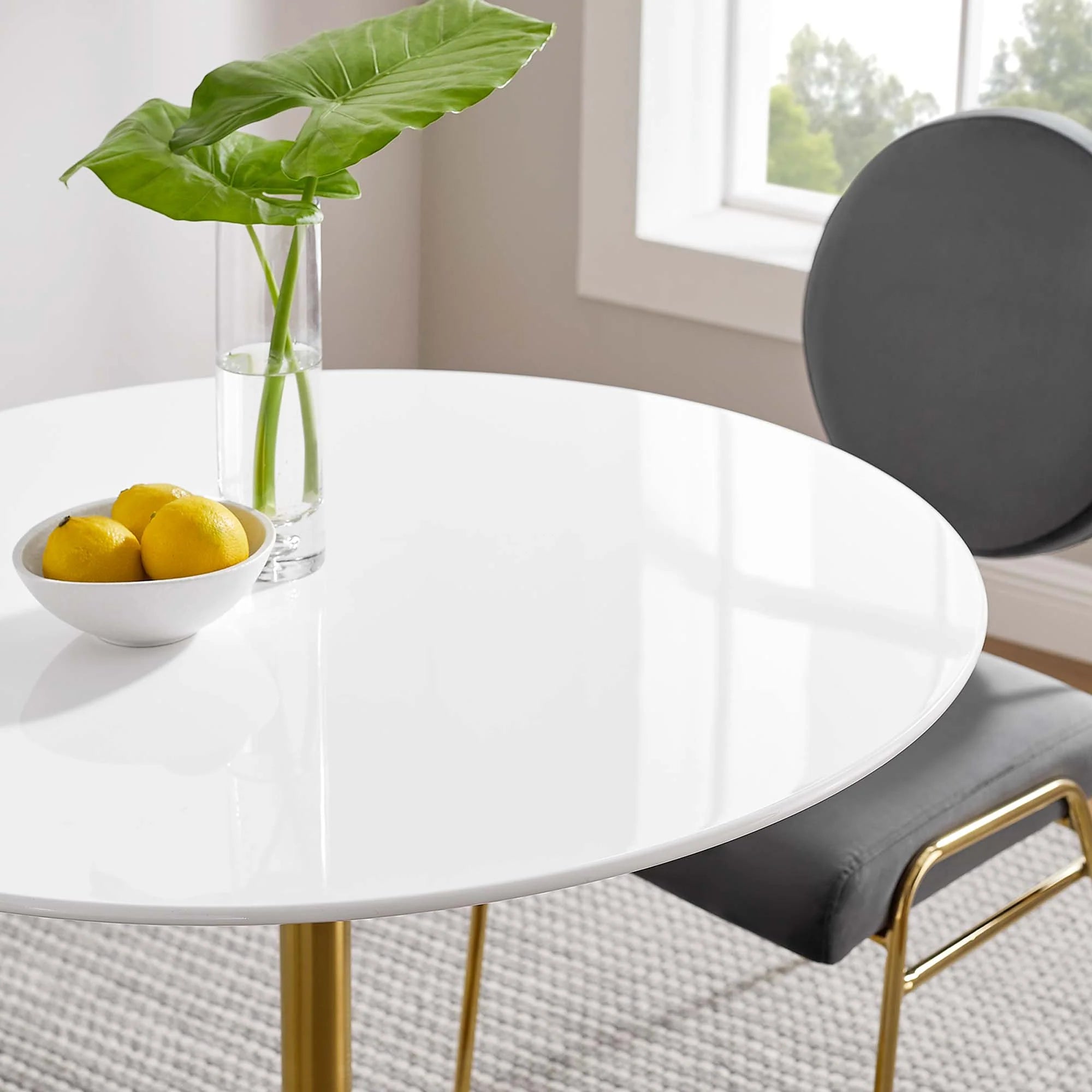Lippa Round 36" Dining Table