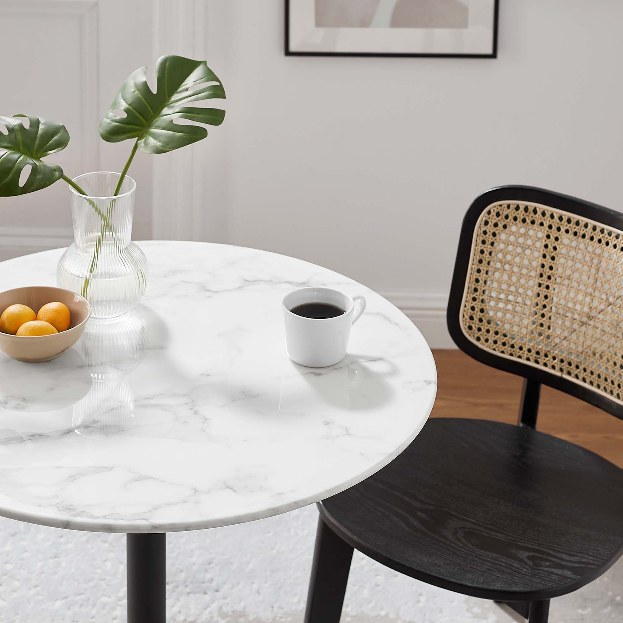 Lippa Round 28" Dining Table