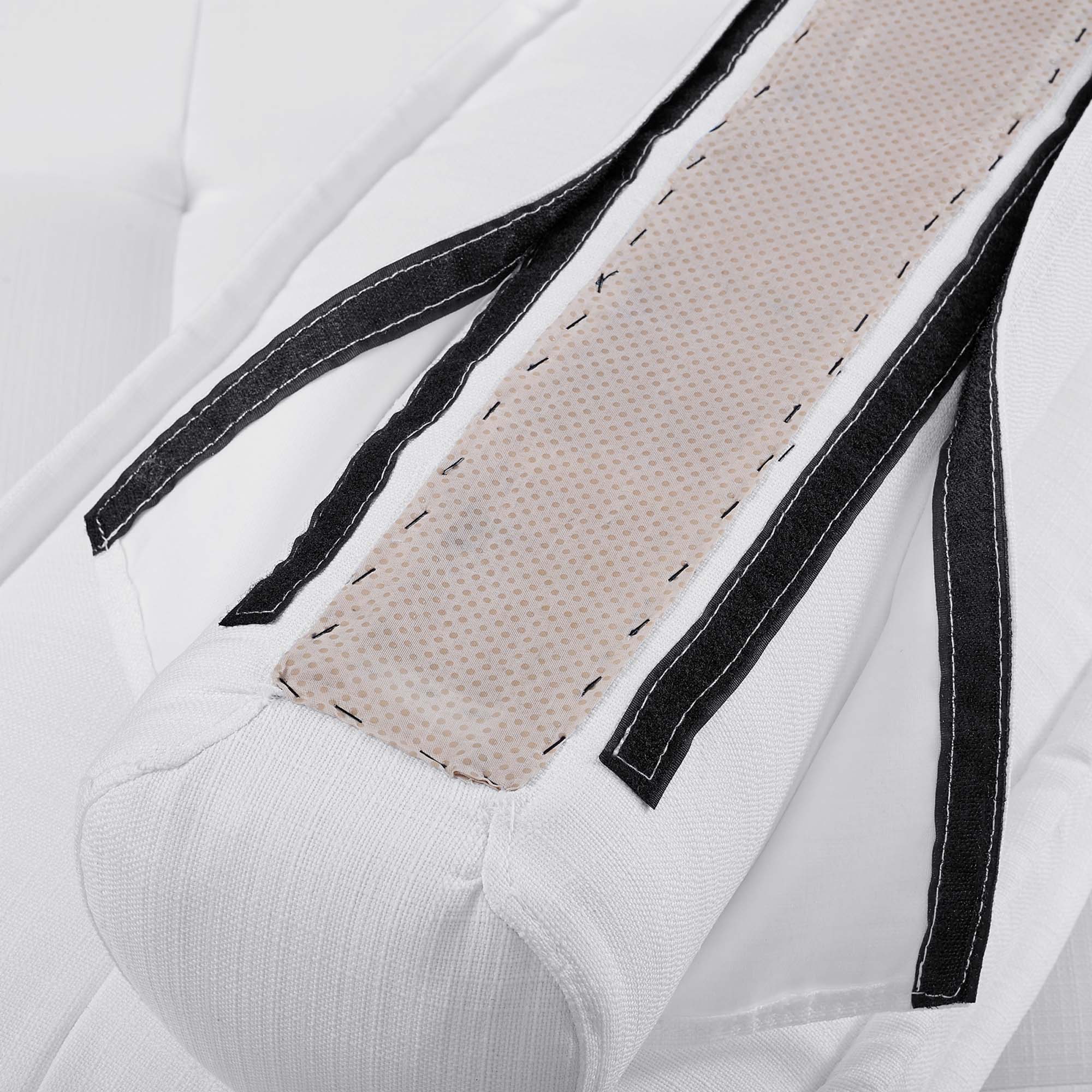 Chaise sans accoudoirs en tissu capitonné Saunter
