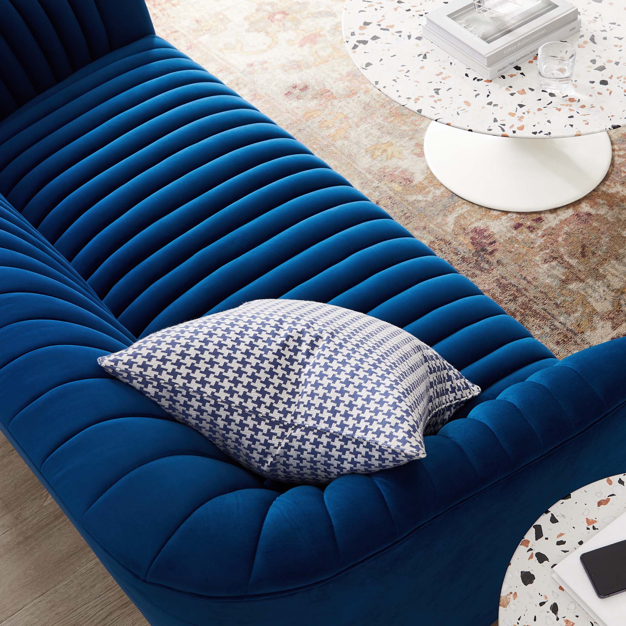 Chaise sans accoudoirs rembourrée en duvet Commix
