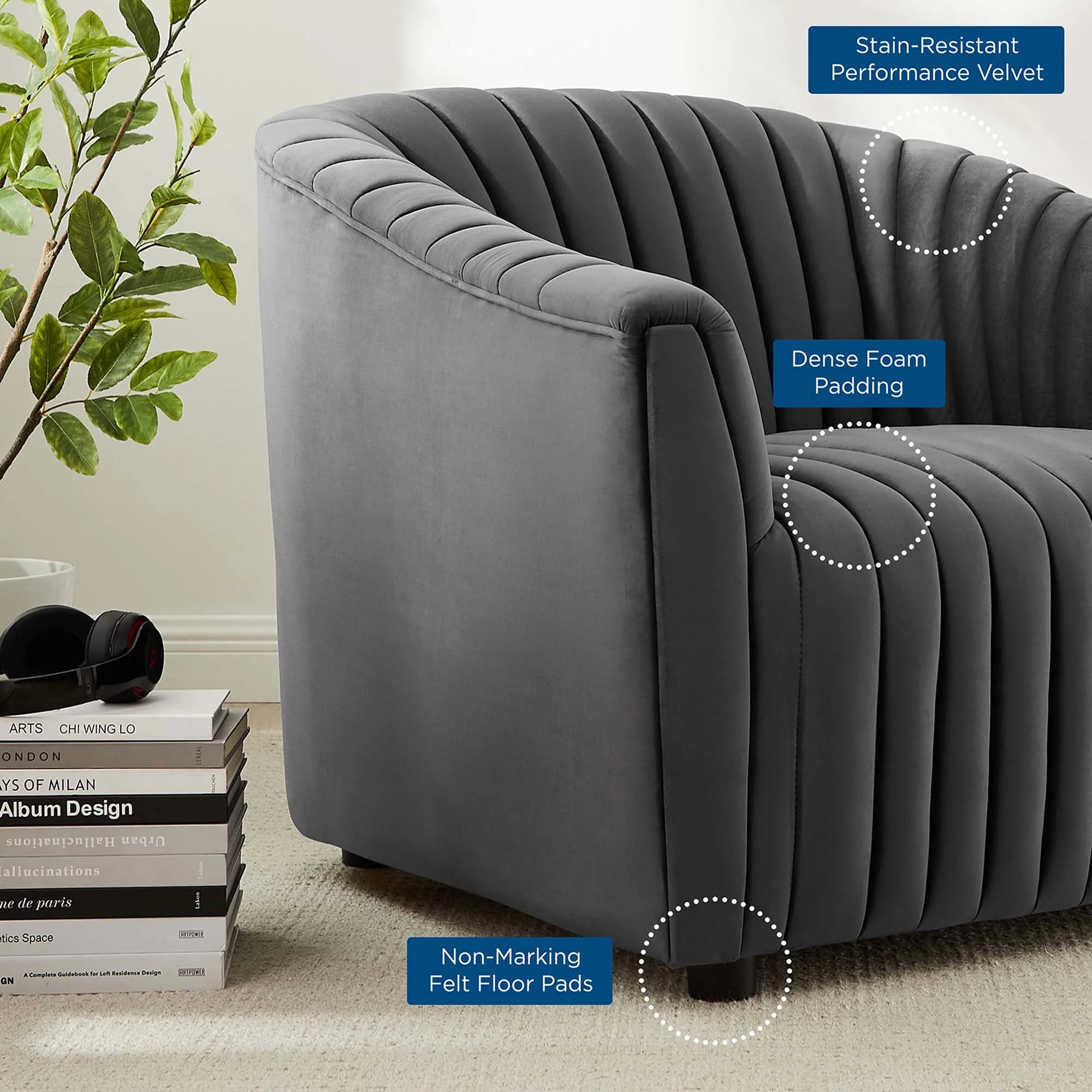 Fauteuil capitonné en velours à canaux Performance Announce