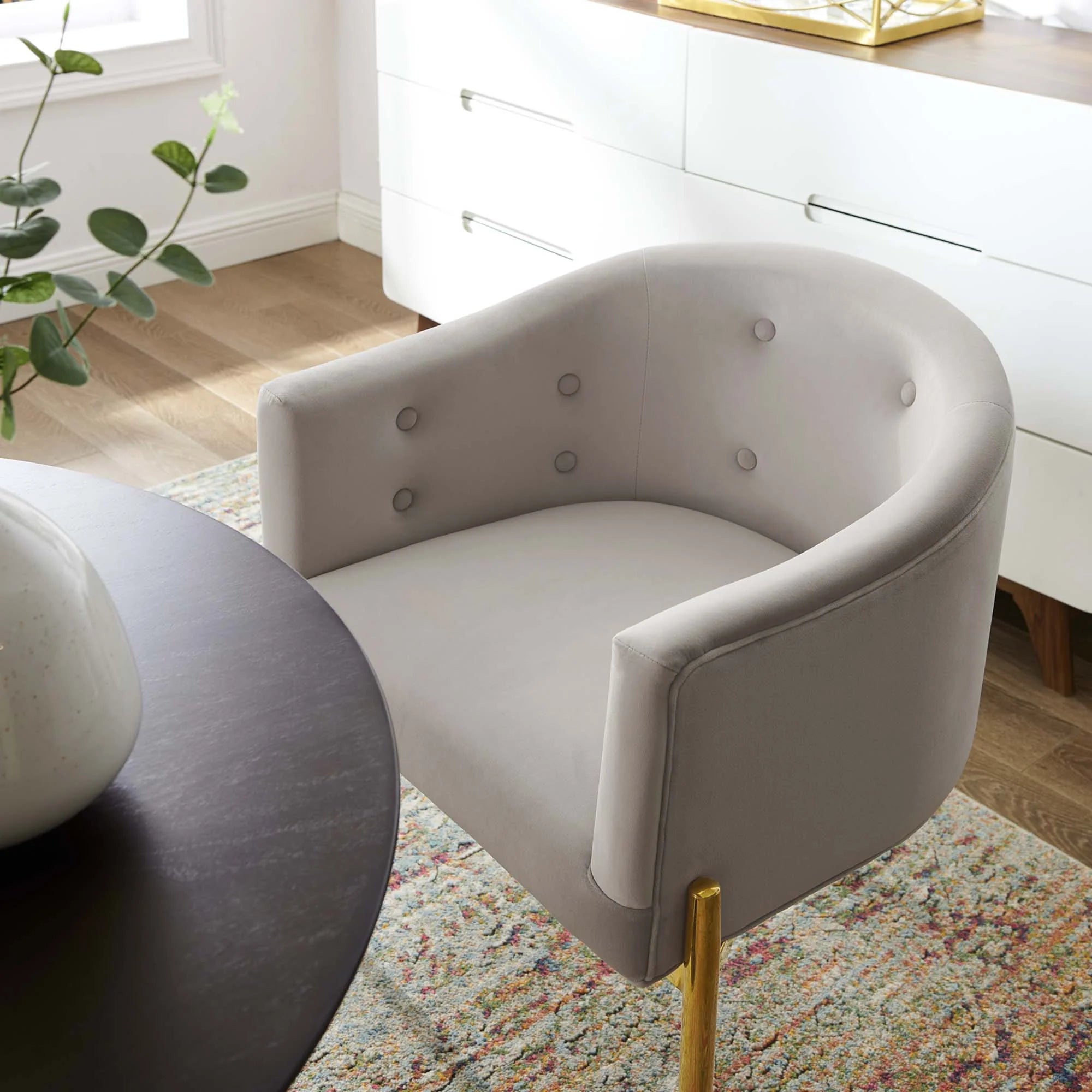 Fauteuil de salon en velours Ponder Performance
