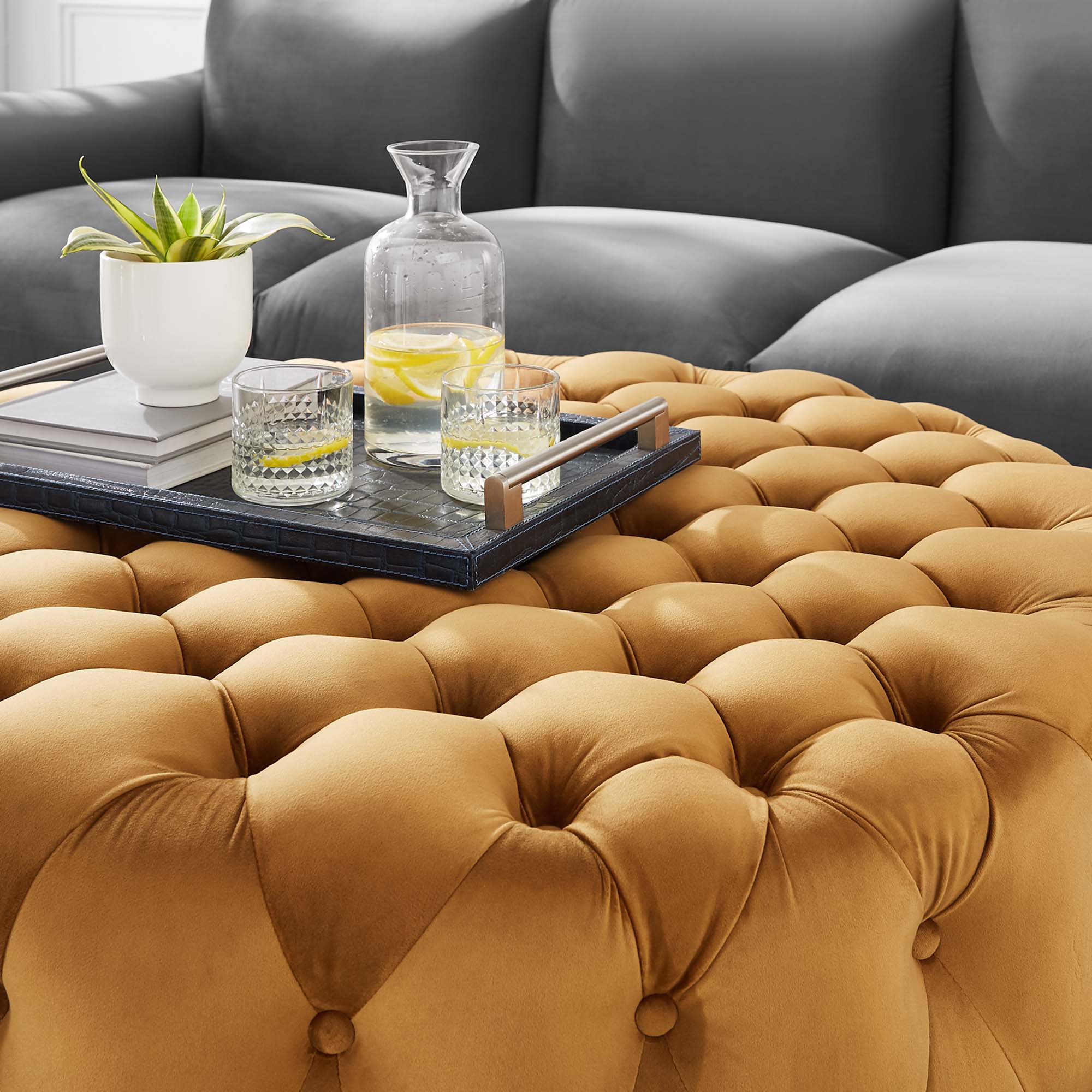 Chaise sans accoudoirs rembourrée en duvet Commix