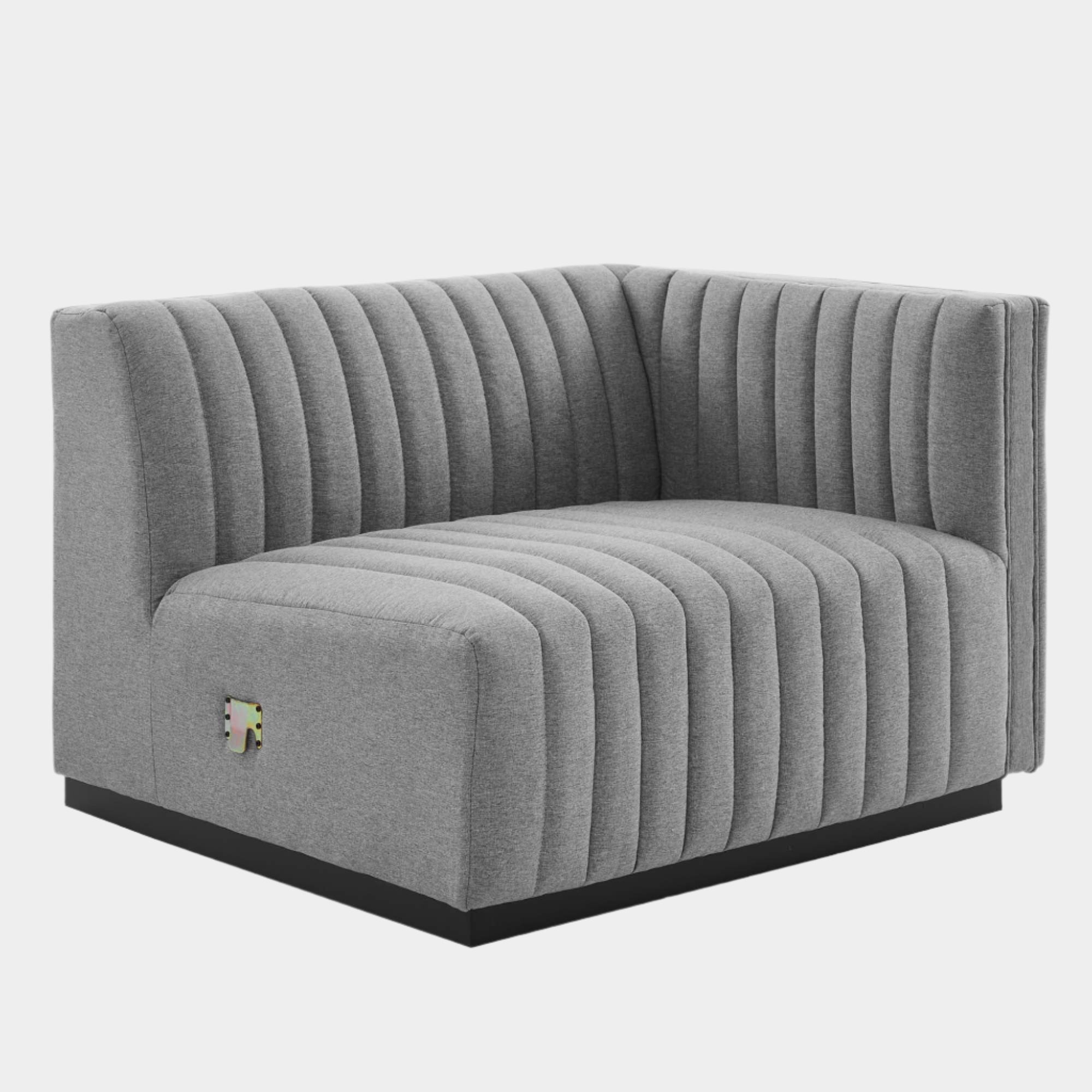 Fauteuil à accoudoir droit capitonné en tissu Conjure Channel