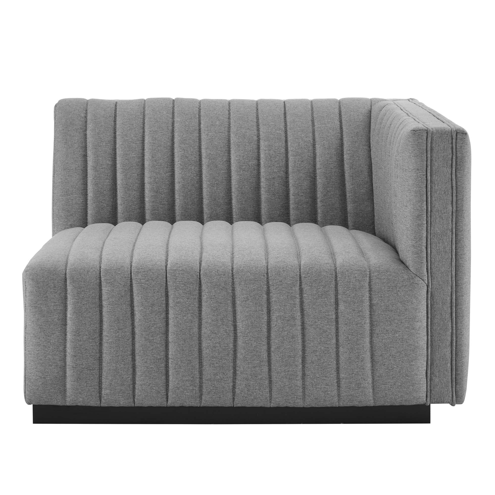 Fauteuil à accoudoir droit capitonné en tissu Conjure Channel