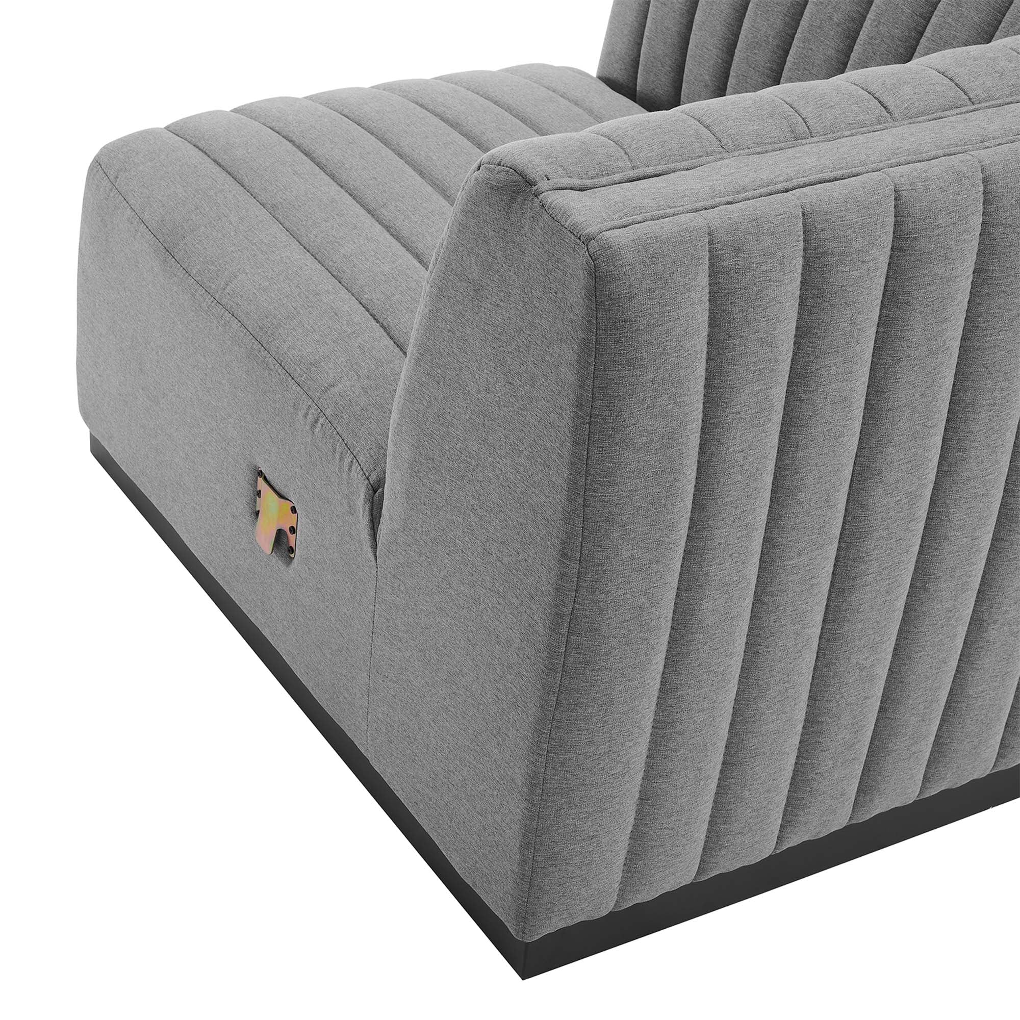 Chaise d'angle gauche en tissu capitonné Conjure Channel