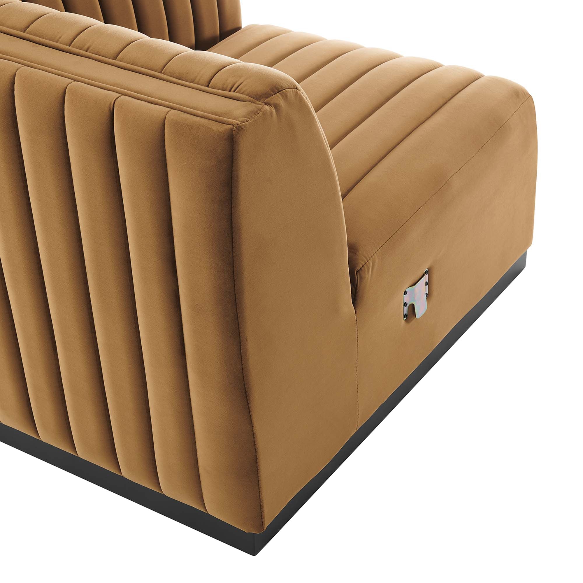 Fauteuil d'angle droit en velours capitonné Conjure Channel