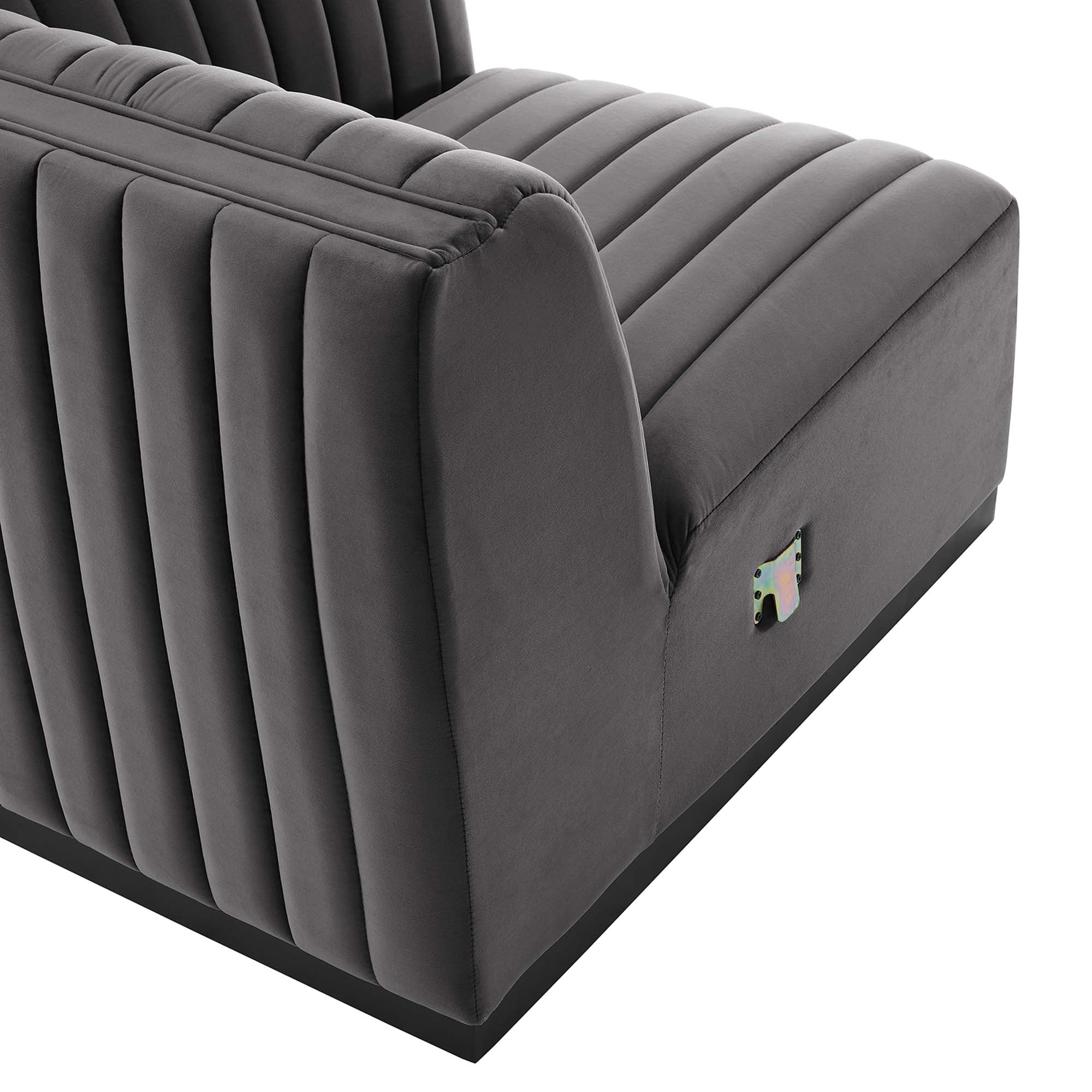 Fauteuil d'angle droit en velours capitonné Conjure Channel