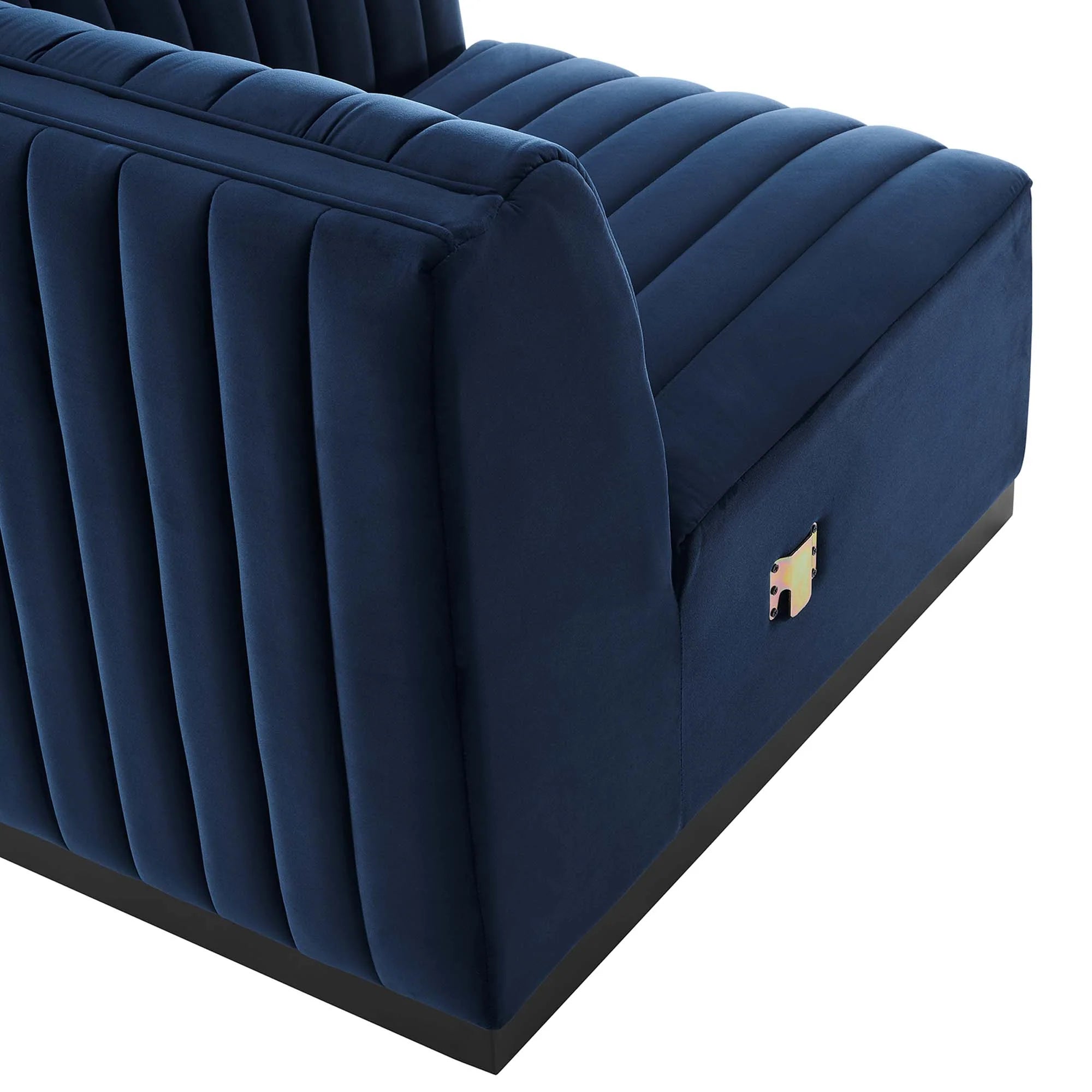 Fauteuil d'angle droit en velours capitonné Conjure Channel