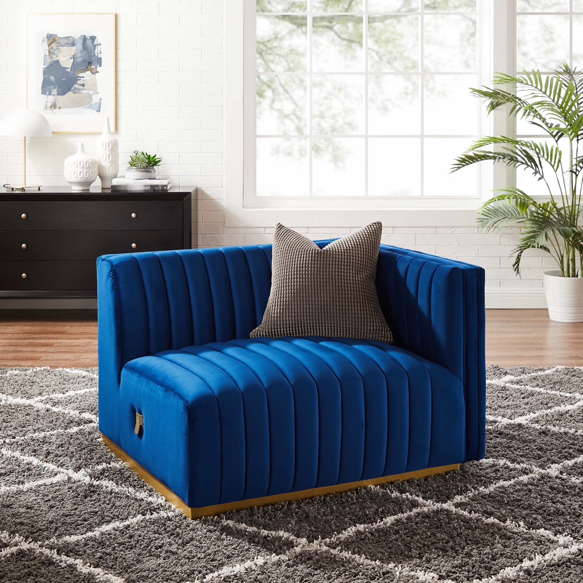 Fauteuil à accoudoir droit capitonné en velours haute performance Conjure Channel