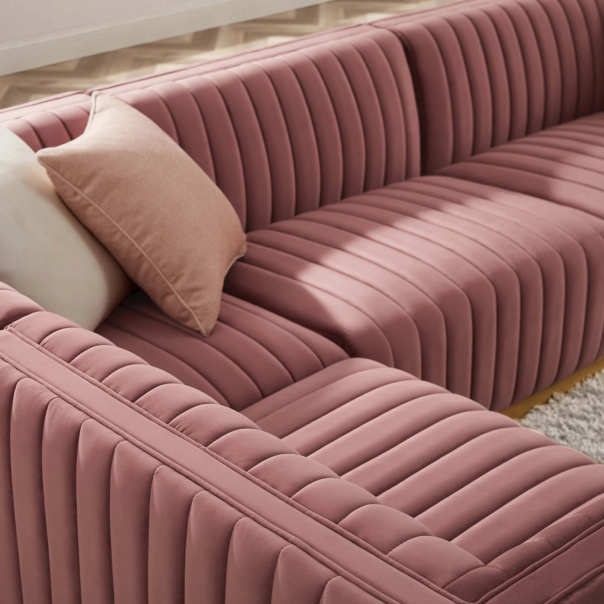 Chaise sans accoudoirs rembourrée en duvet Commix