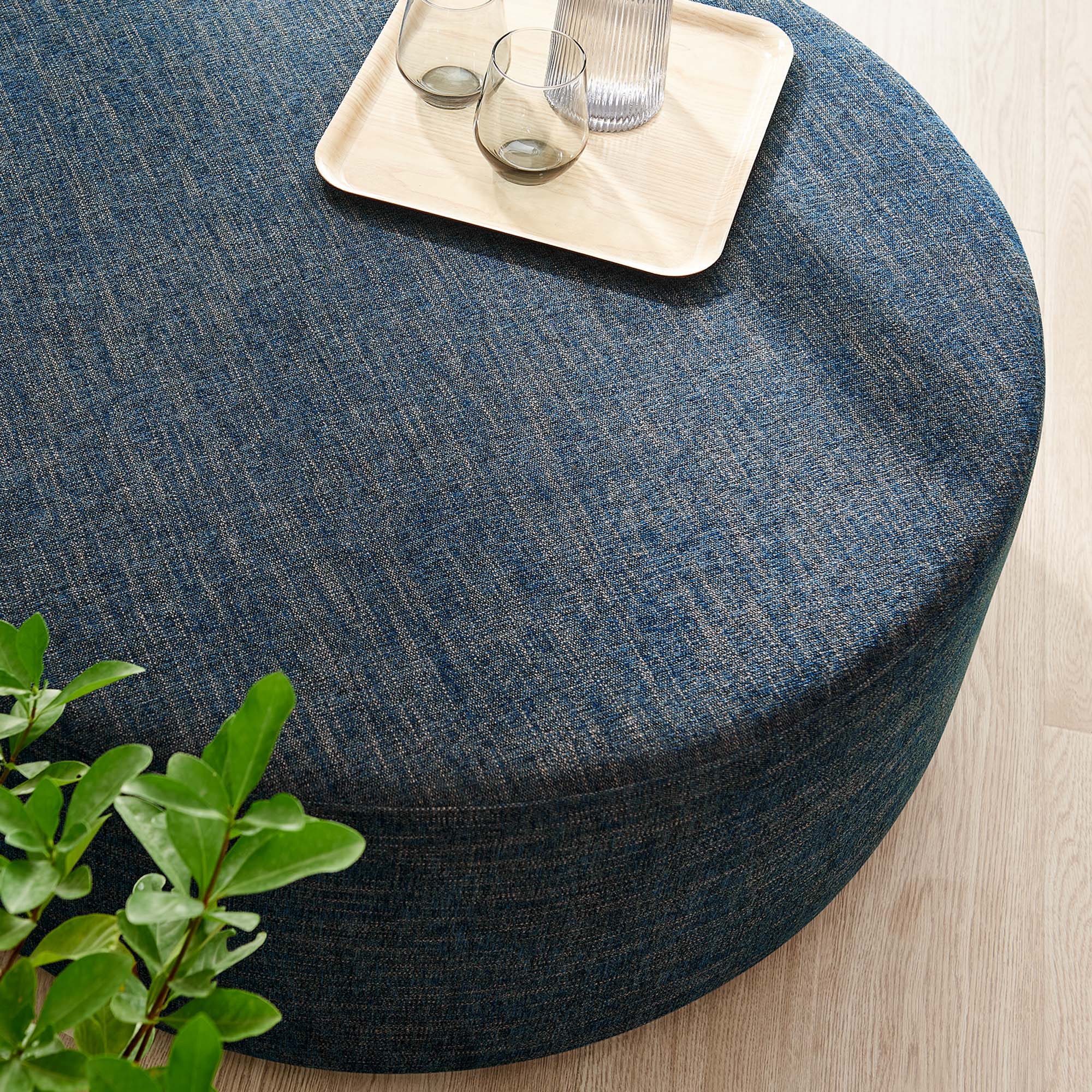 Chaise sans accoudoirs rembourrée en duvet Commix