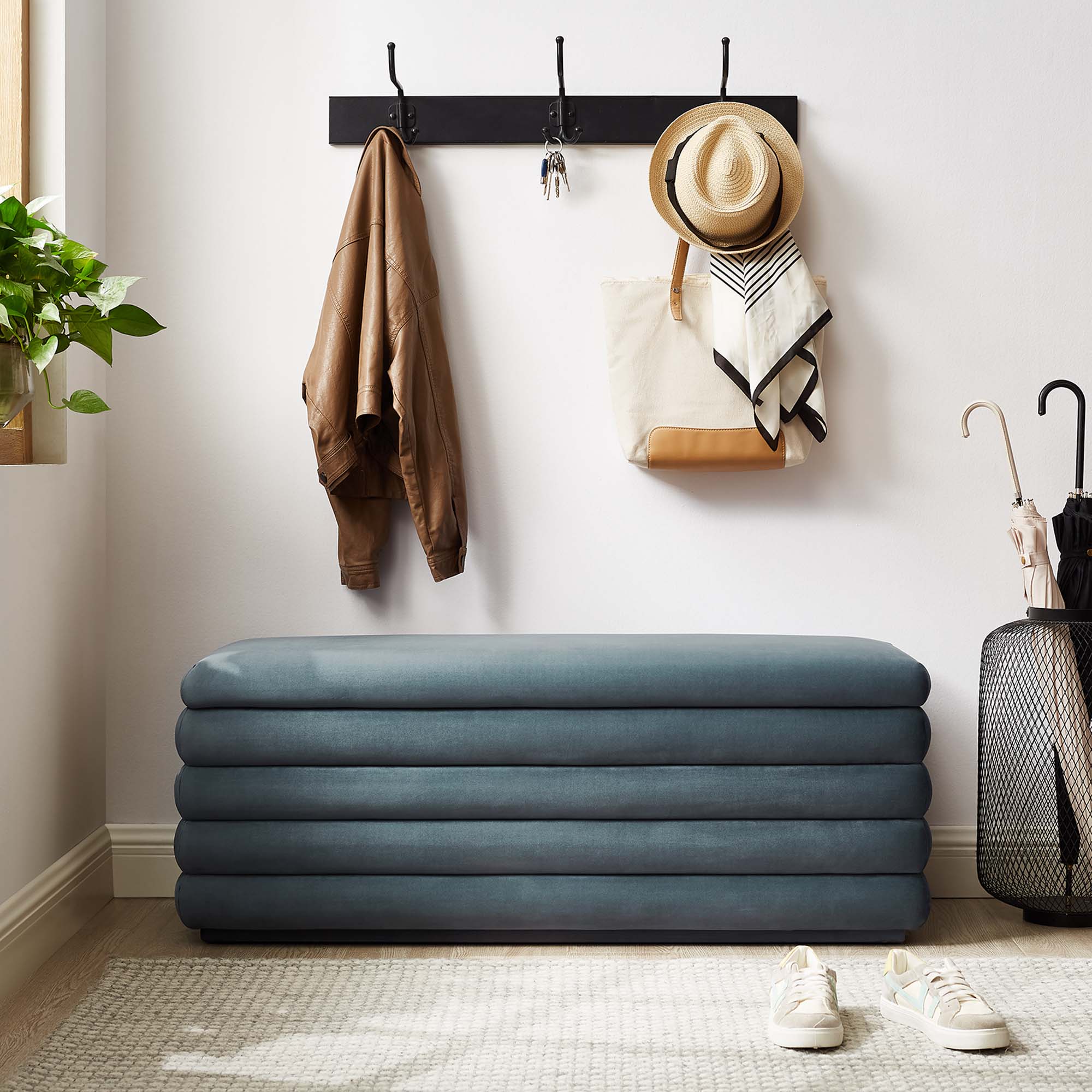 Chaise sans accoudoirs rembourrée en duvet Commix