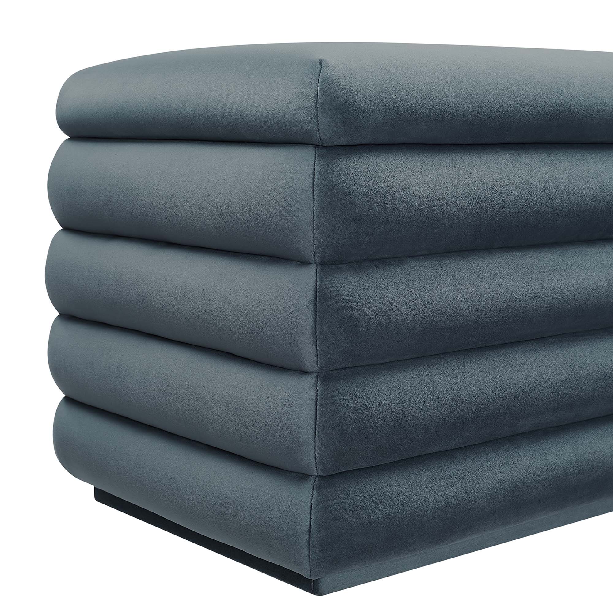 Chaise sans accoudoirs rembourrée en duvet Commix