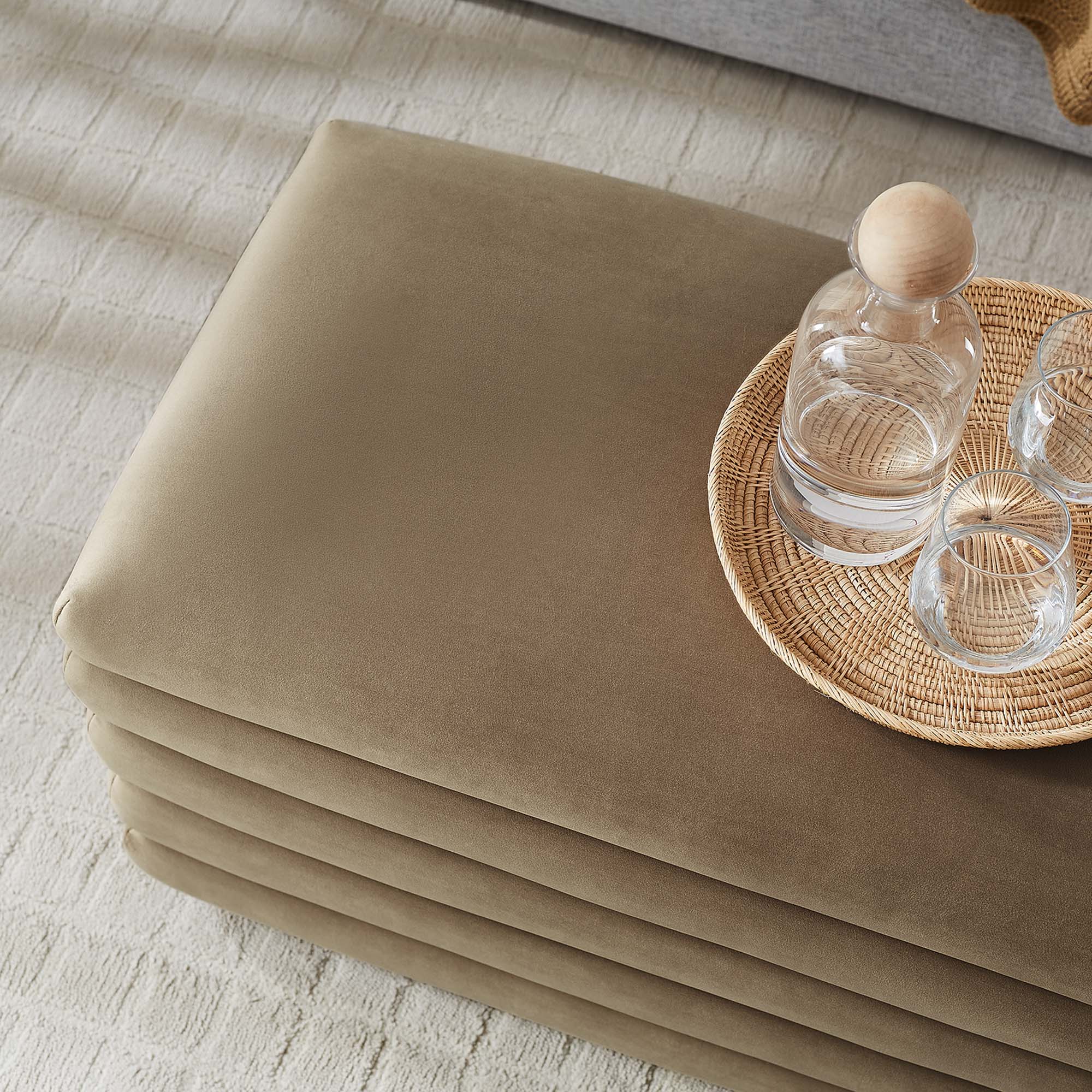 Chaise sans accoudoirs rembourrée en duvet Commix