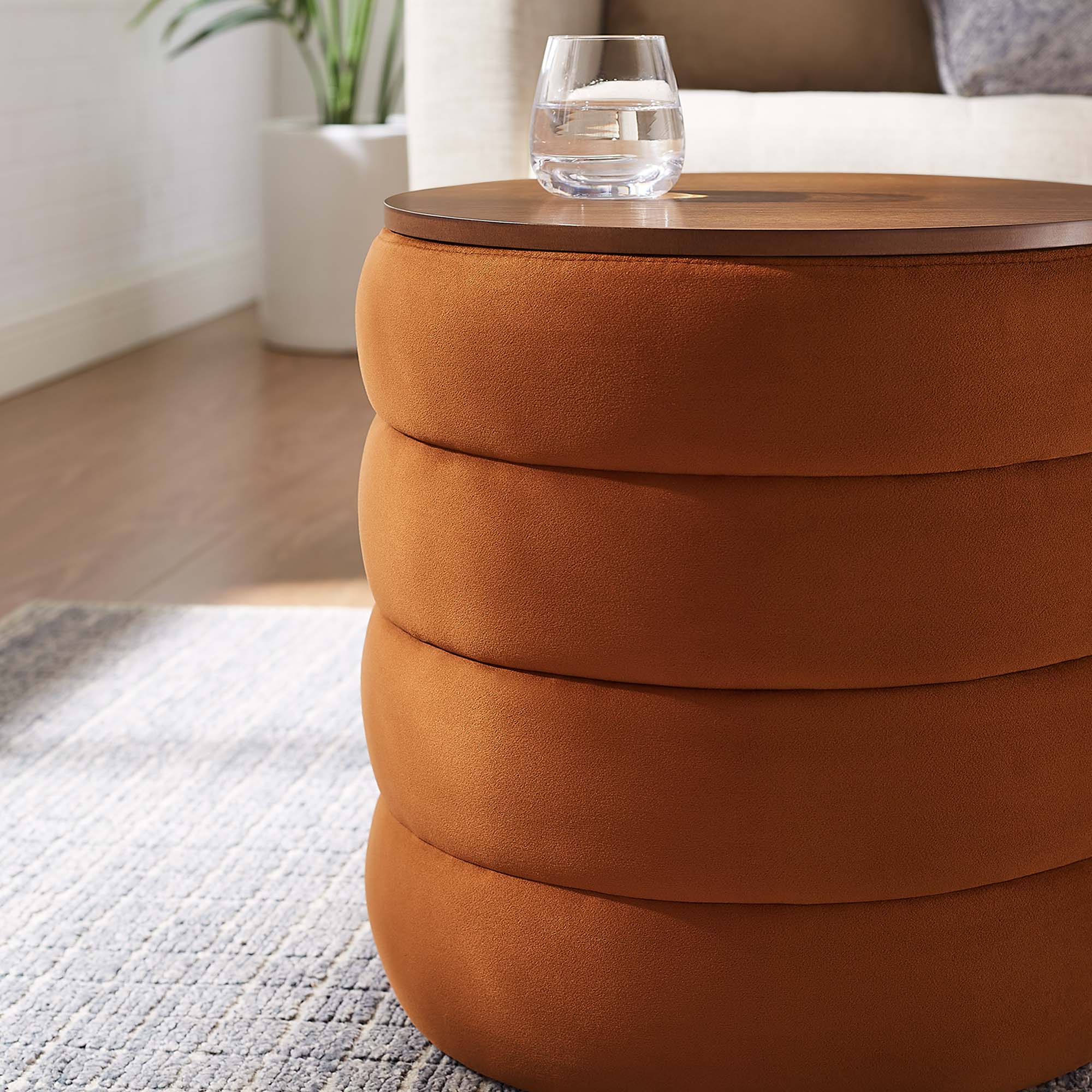 Chaise sans accoudoirs rembourrée en duvet Commix