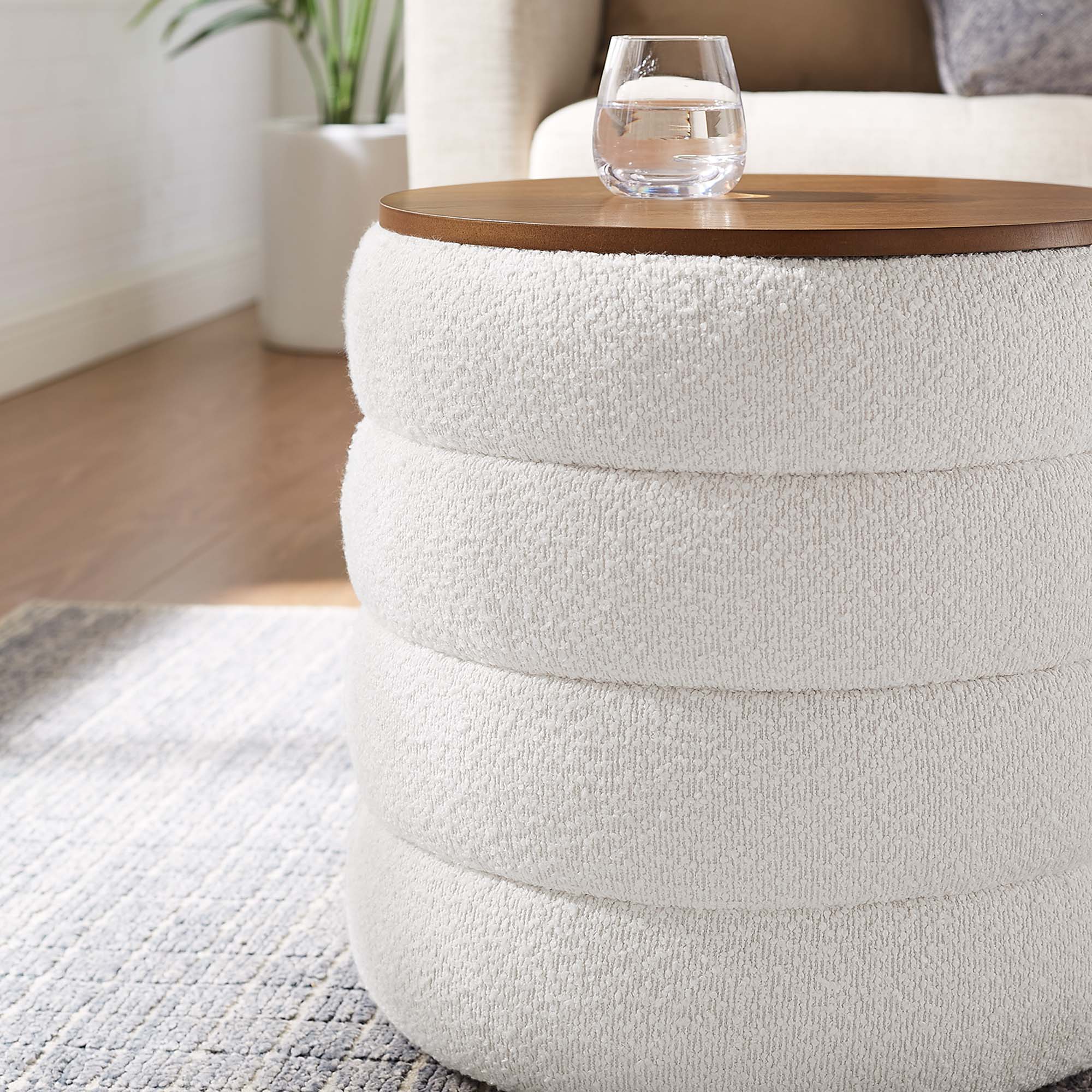 Chaise sans accoudoirs rembourrée en duvet Commix
