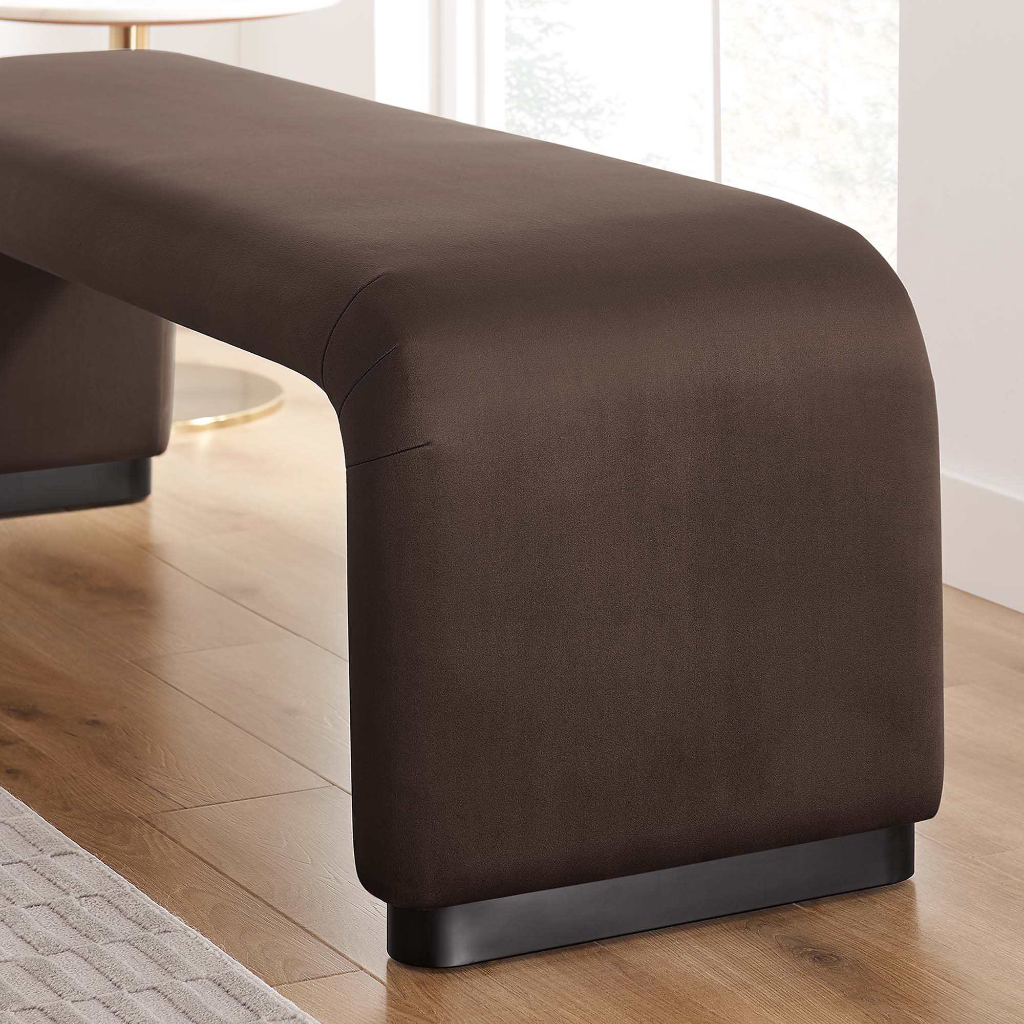 Chaise sans accoudoirs rembourrée en duvet Commix