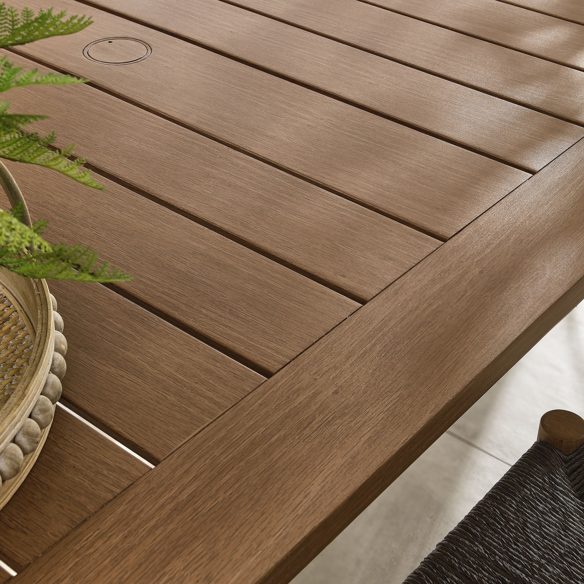 Table à manger extérieure en aluminium Parkland de 76 po
