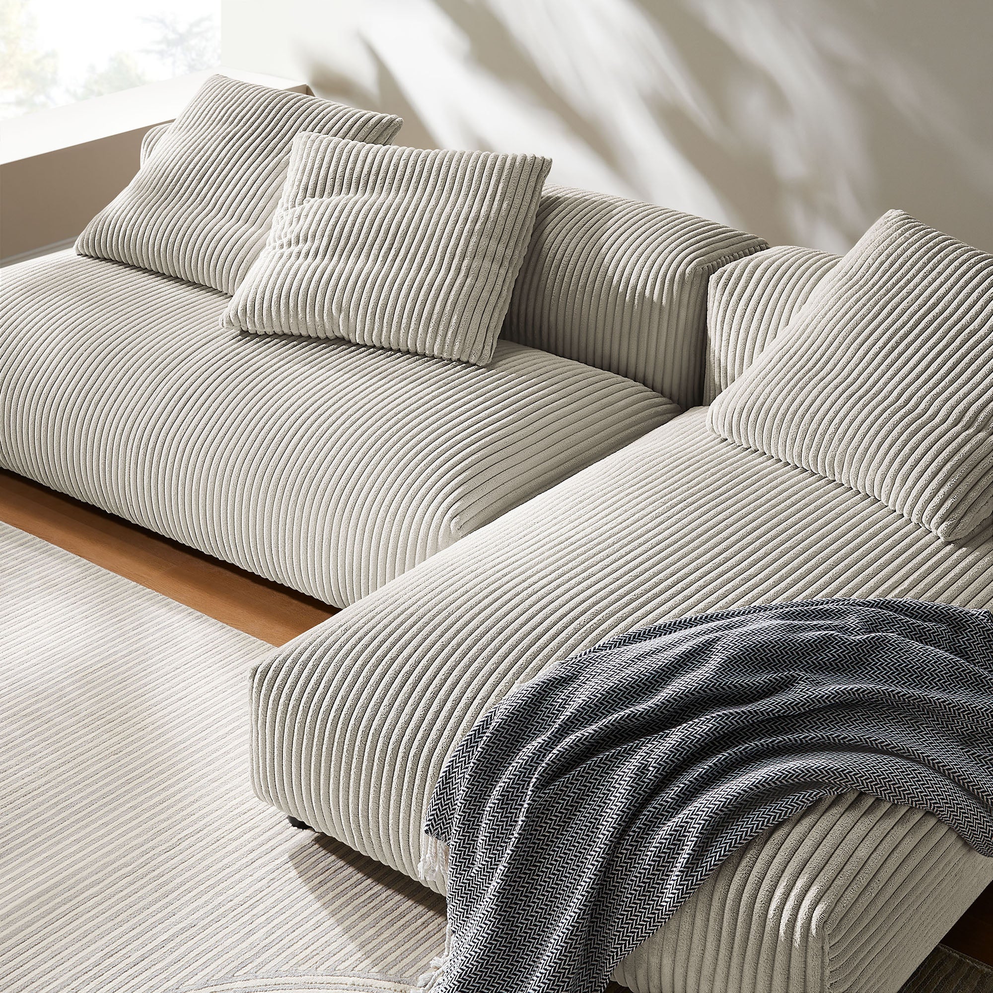 Chaise sans accoudoirs rembourrée en duvet Commix