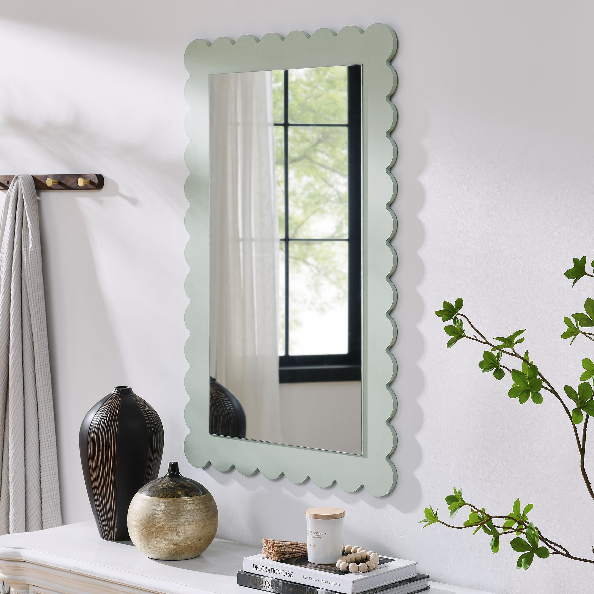 Miroir mural rectangulaire festonné Emmeline