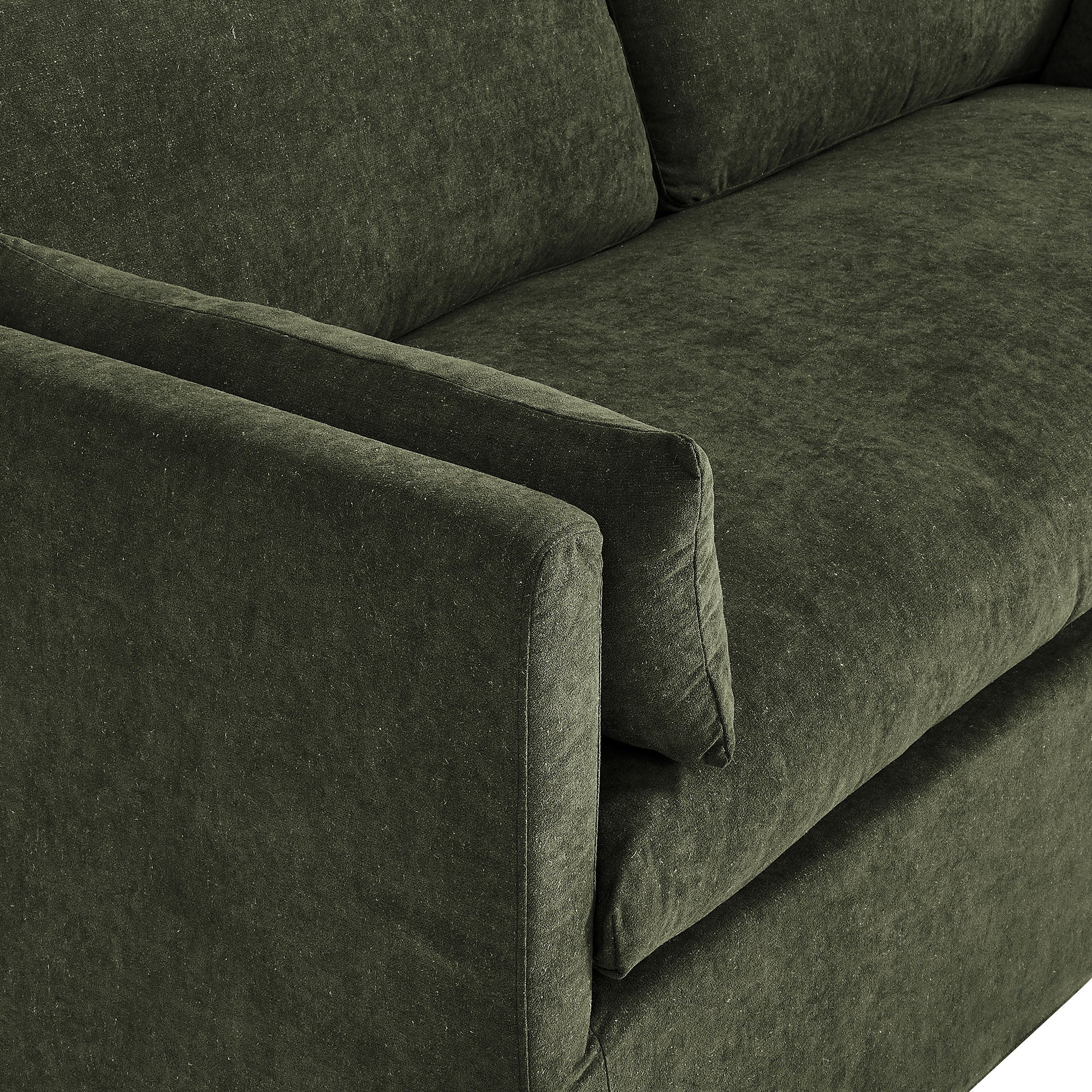 Wellfleet Slipcovered Linen-Blend Loveseat