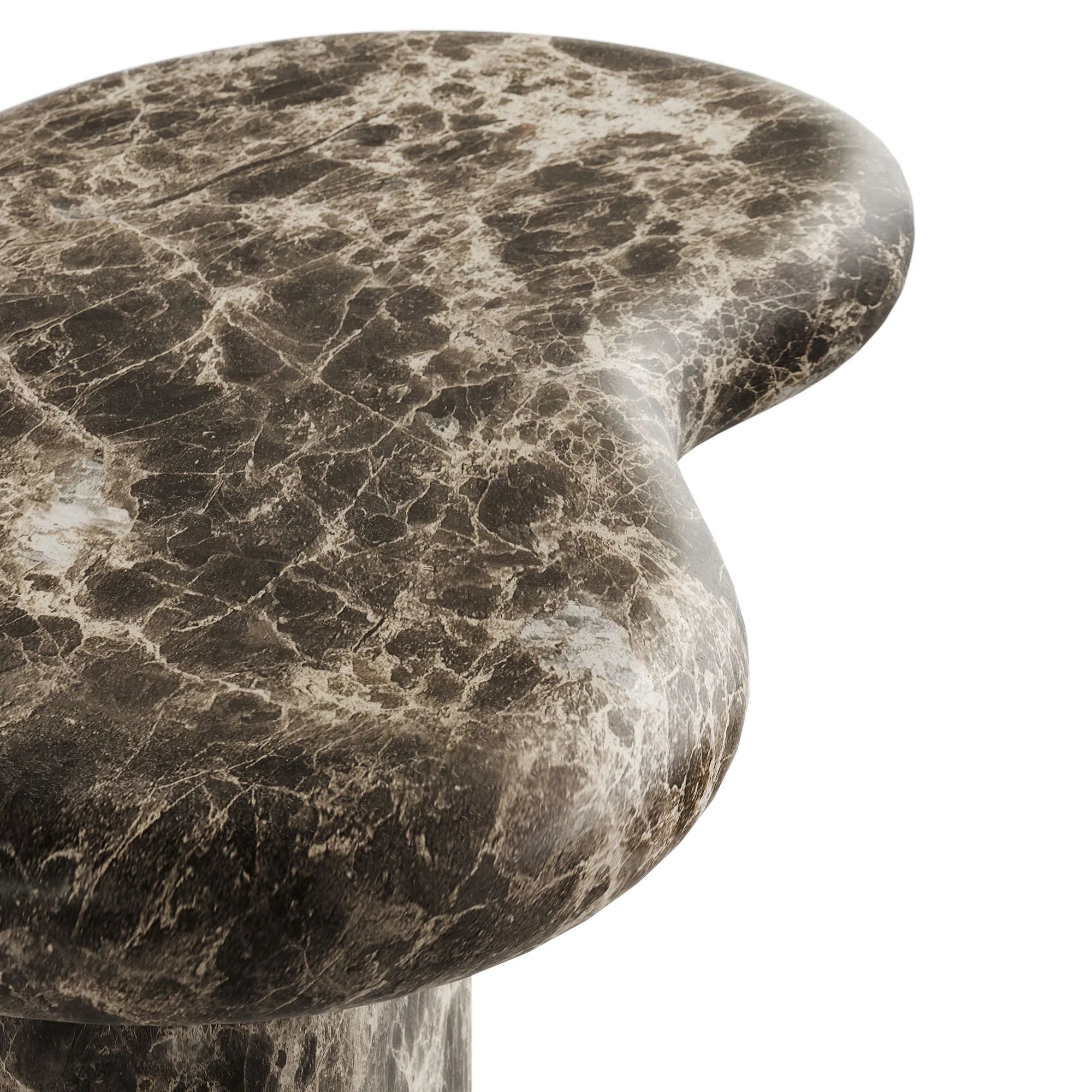 Table d'appoint en faux travertin texturé pour patio intérieur et extérieur Elowen en travertin