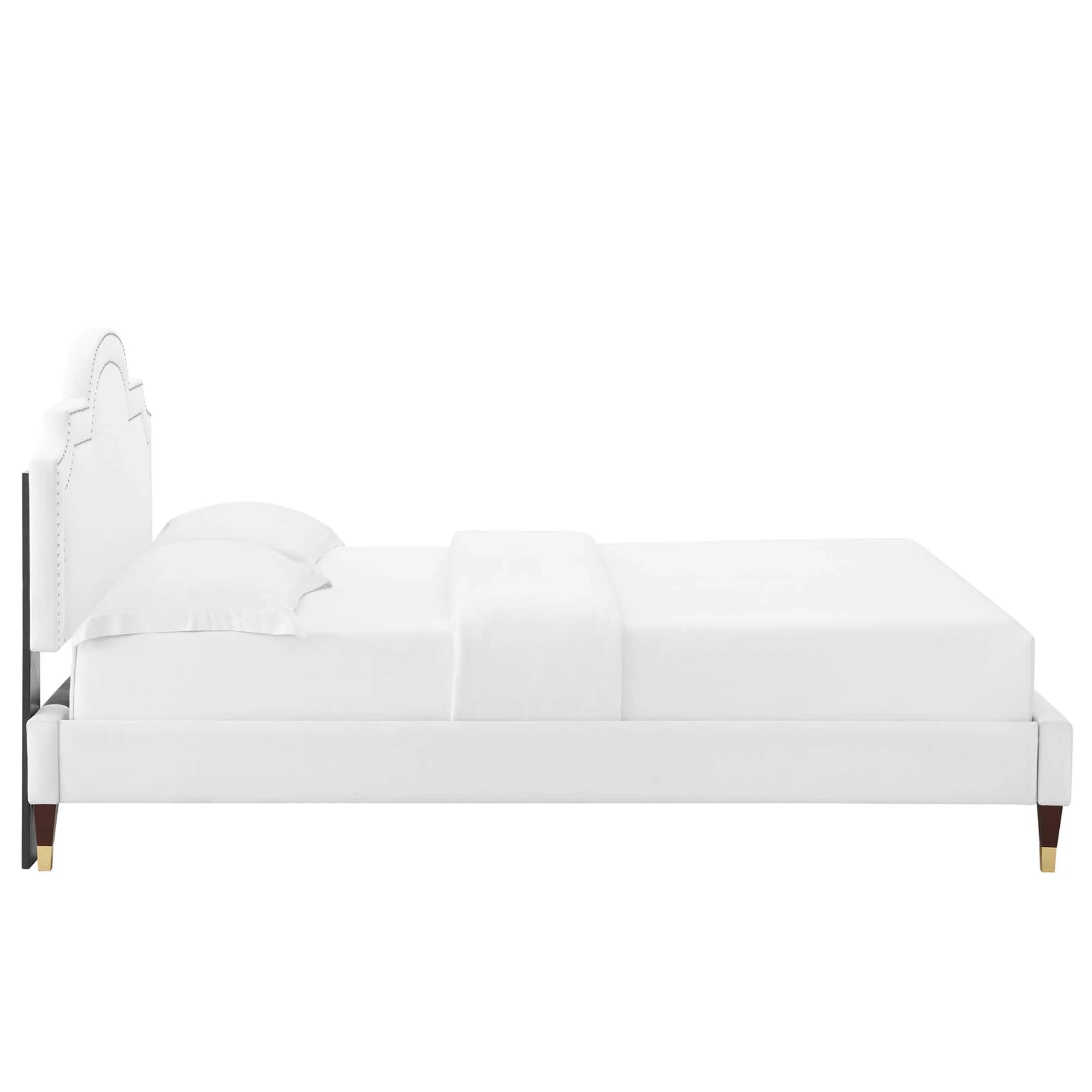 Fauteuil de salon en velours Ponder Performance
