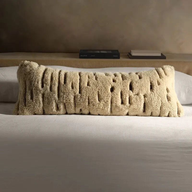 Othman 24"x24" Pillow