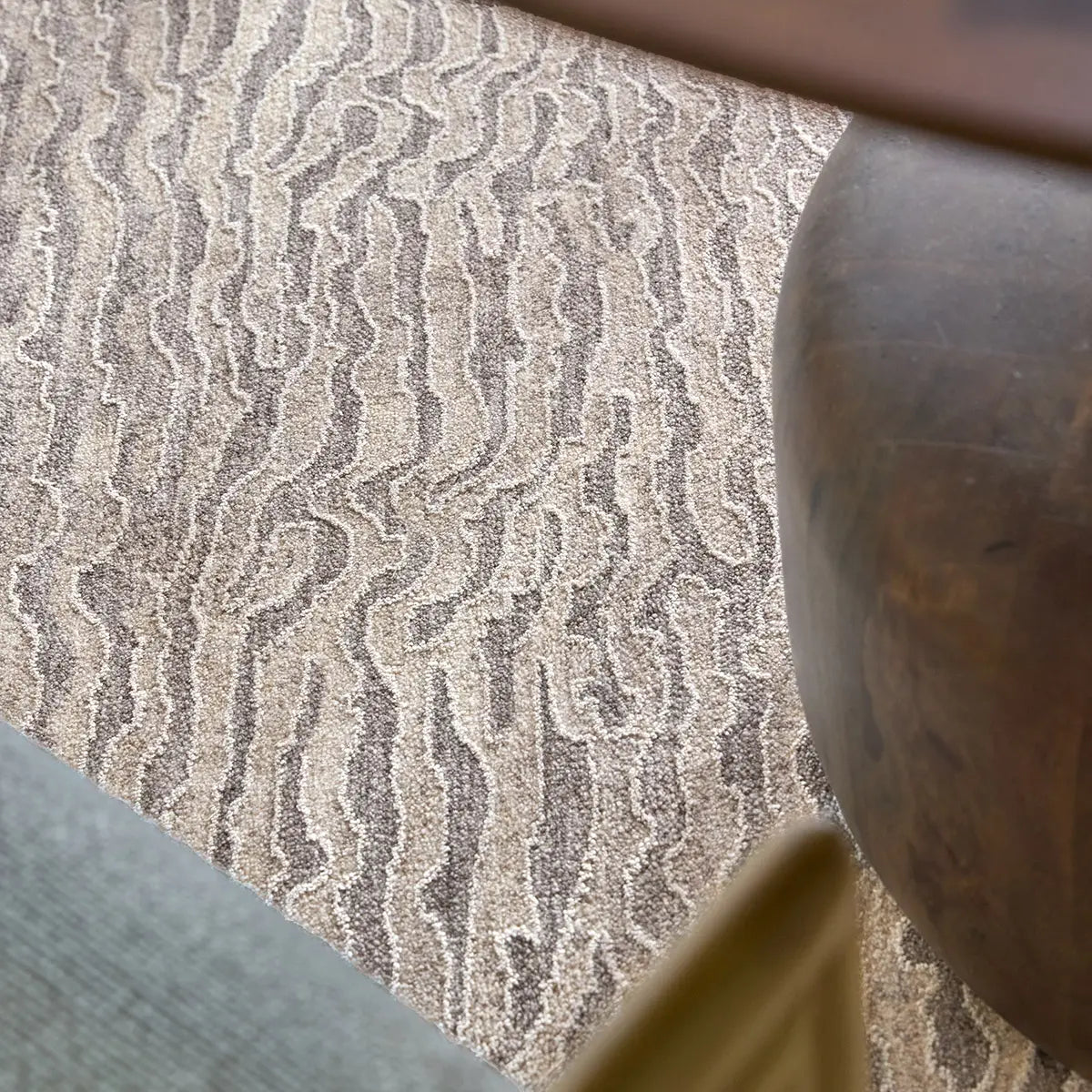 Paro PVY03 Rug