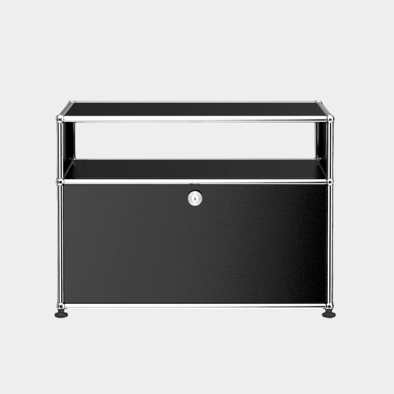 USM Haller Closed Storage Side Table (O118)
