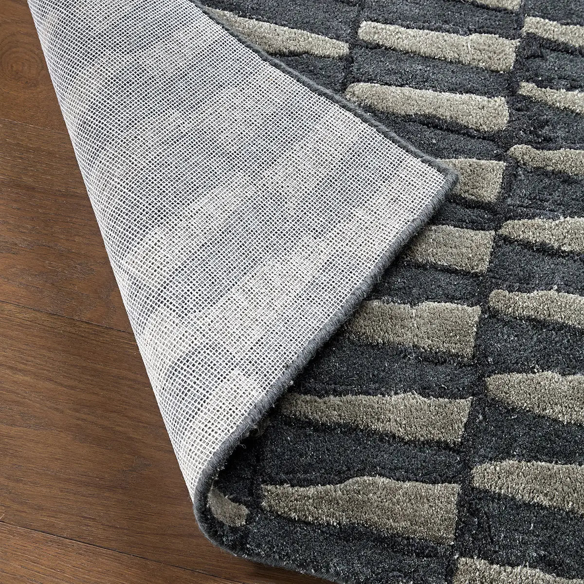 Savara SVA01 Rug