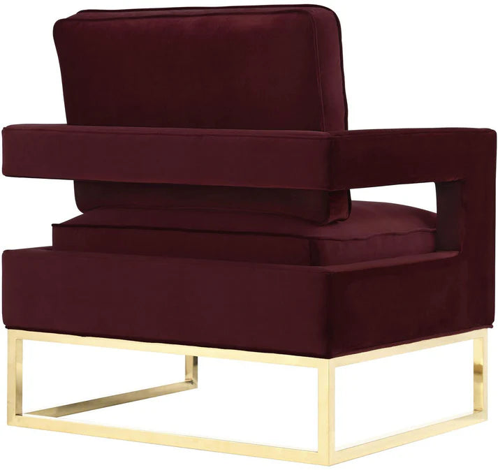 Chaise en velours bleu marine Avery