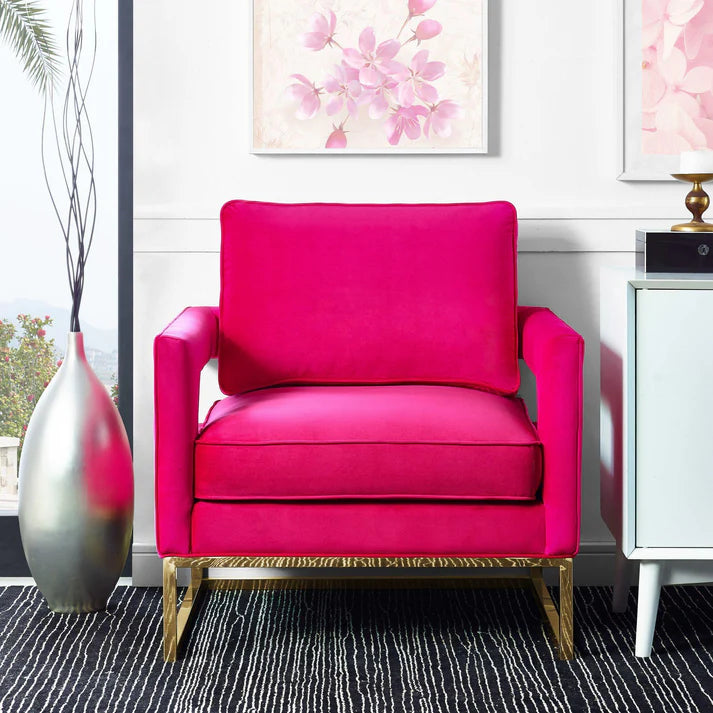 Chaise en velours bleu marine Avery