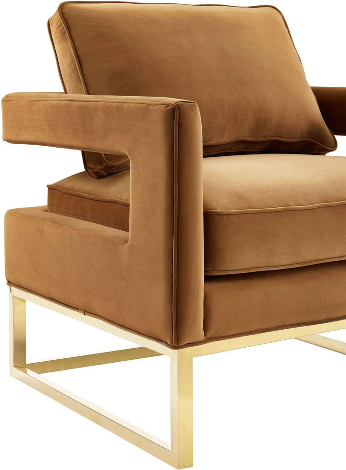 Chaise en velours bleu marine Avery