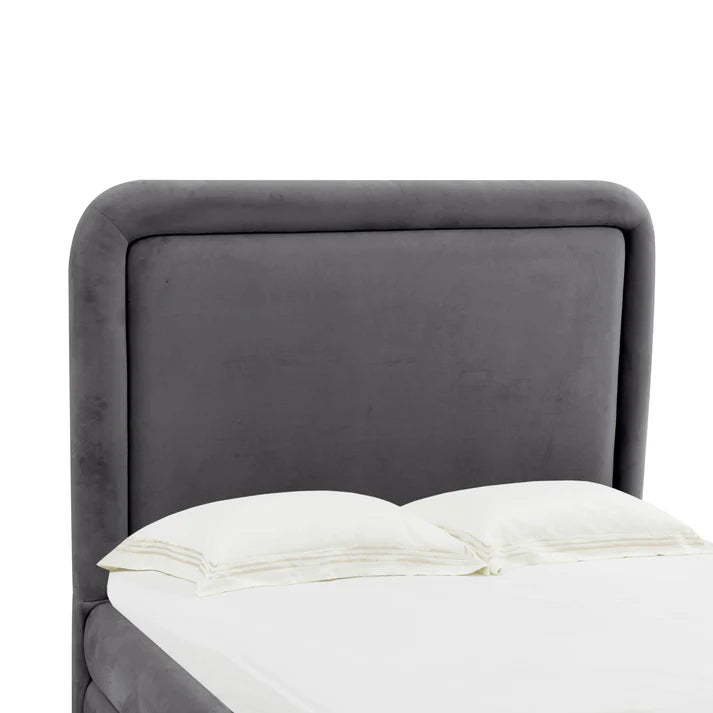 Lit en velours crème Briella